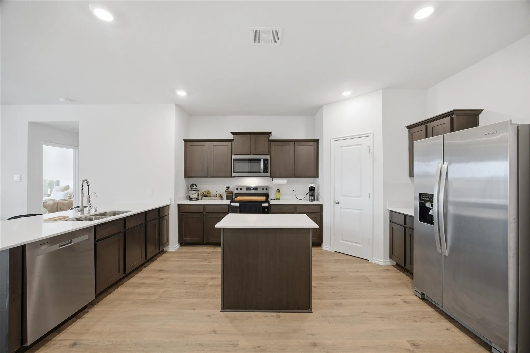 Single Family Residence For Sale in Hunt County , 114 Sunberry Drive, Caddo Mills, Texas 75135, 5 Bedroom, 2 Bathroom, 2 Garage spaces, 2,011 Sqft, built in 2025, mls#21353142, Real Estate Agent in Caddo Mills, Homes For Sale in Hunt county, Homes For Sale in Caddo Mills, Realtor in Caddo Mills Texas, Real Estate Brokerage Independent Realty Texas, Luminita Cordes Realtor