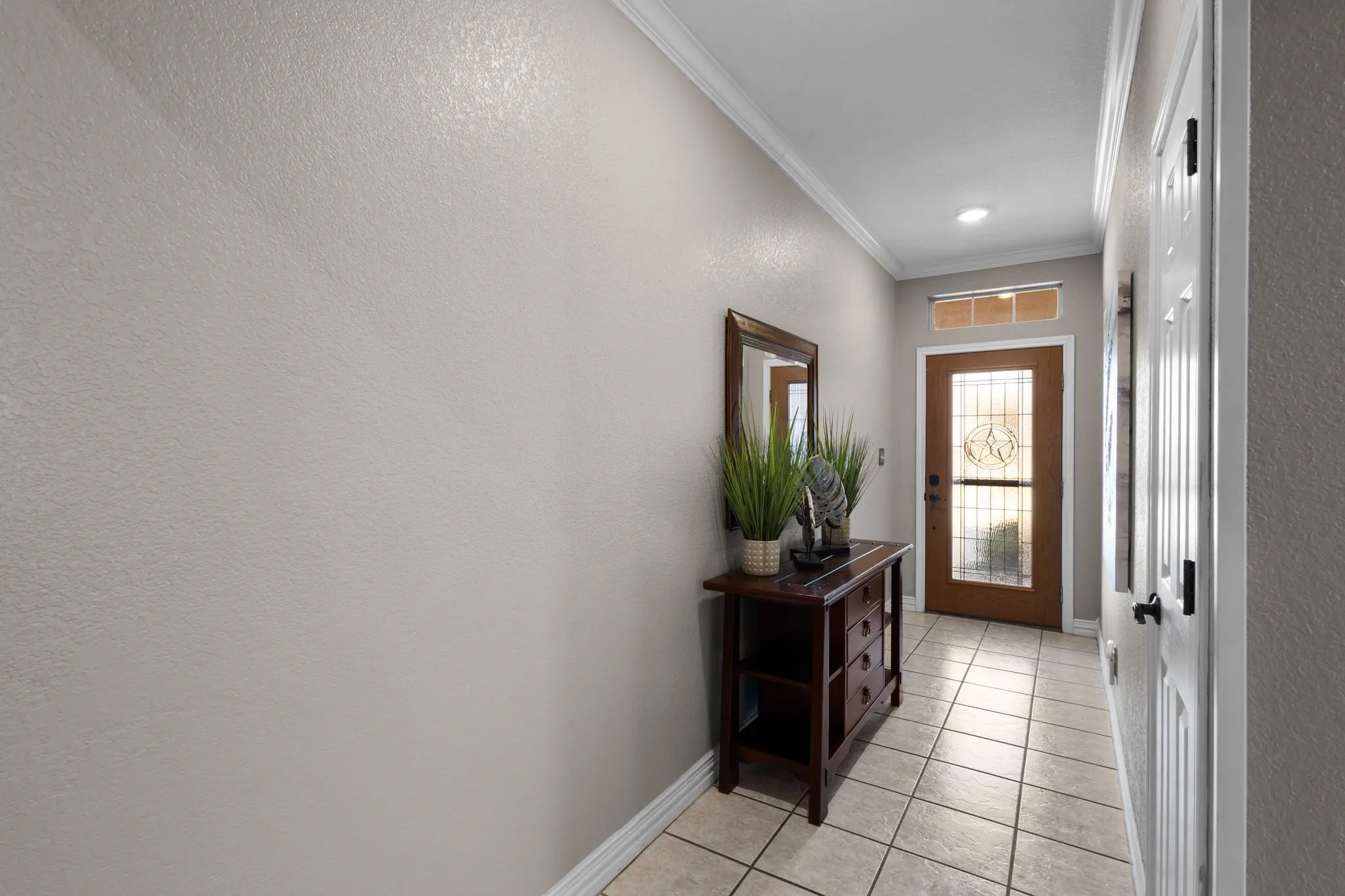 Single Family Residence For Sale in Wise County , 1701 Oakmeadow Drive, Decatur, Texas 76234, 4 Bedroom, 3 Bathroom, 2 Garage spaces, 2,123 Sqft, built in 1998, mls#21353138, Real Estate Agent in Decatur, Homes For Sale in Wise county, Homes For Sale in Decatur, Realtor in Decatur Texas, Real Estate Brokerage Independent Realty Texas, Luminita Cordes Realtor