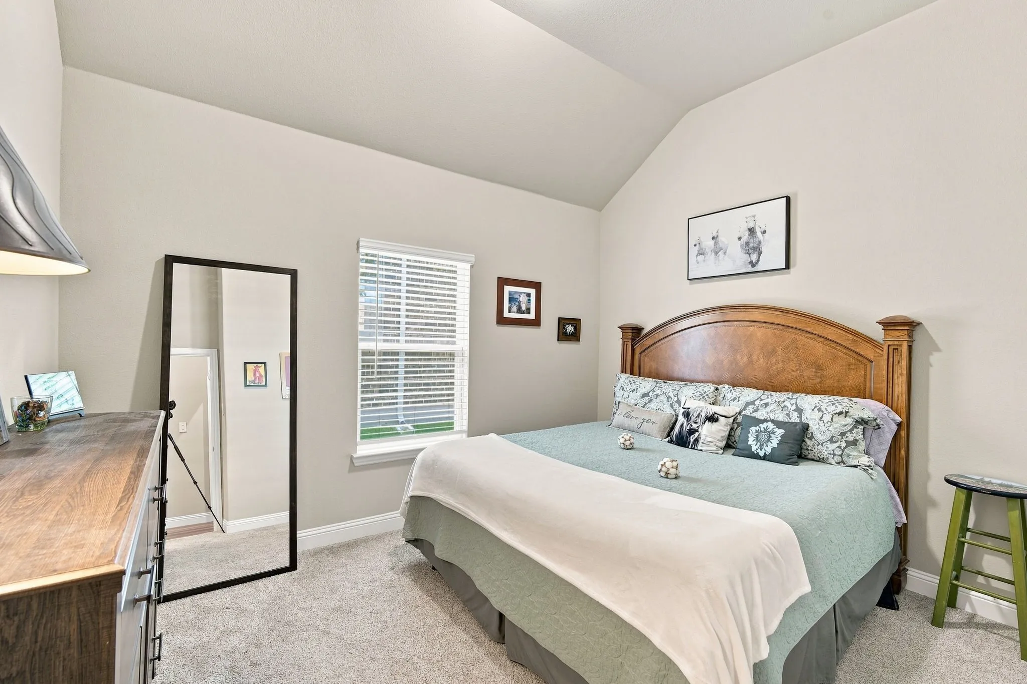 Secondary bedroom has walk-in closet