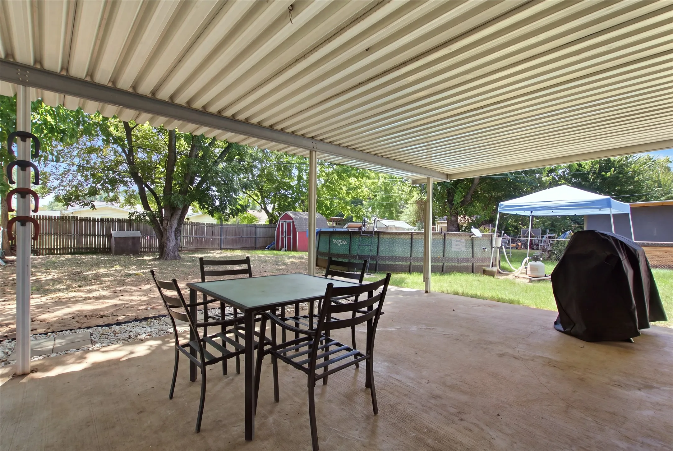 Single Family Residence For Sale in Tarrant County , 1010 Denton Drive, Euless, Texas 76039, 3 Bedroom, 1 Bathroom, Garage spaces, 950 Sqft, built in 1958, mls#21352912, Real Estate Agent in Euless, Homes For Sale in Tarrant county, Homes For Sale in Euless, Realtor in Euless Texas, Real Estate Brokerage Independent Realty Texas, Luminita Cordes Realtor