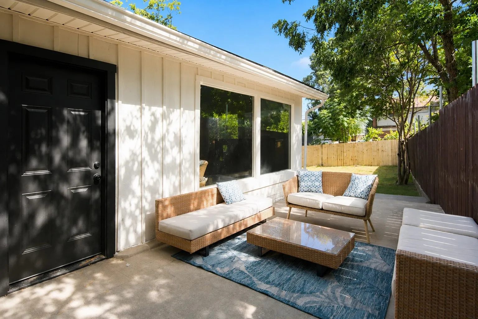 Single Family Residence For Sale in Tarrant County , 3616 Bewley Street, North Richland Hills, Texas 76117, 3 Bedroom, 3 Bathroom, 2 Garage spaces, 2,303 Sqft, built in 1961, mls#21351654, Real Estate Agent in North Richland Hills, Homes For Sale in Tarrant county, Homes For Sale in North Richland Hills, Realtor in North Richland Hills Texas, Real Estate Brokerage Independent Realty Texas, Luminita Cordes Realtor