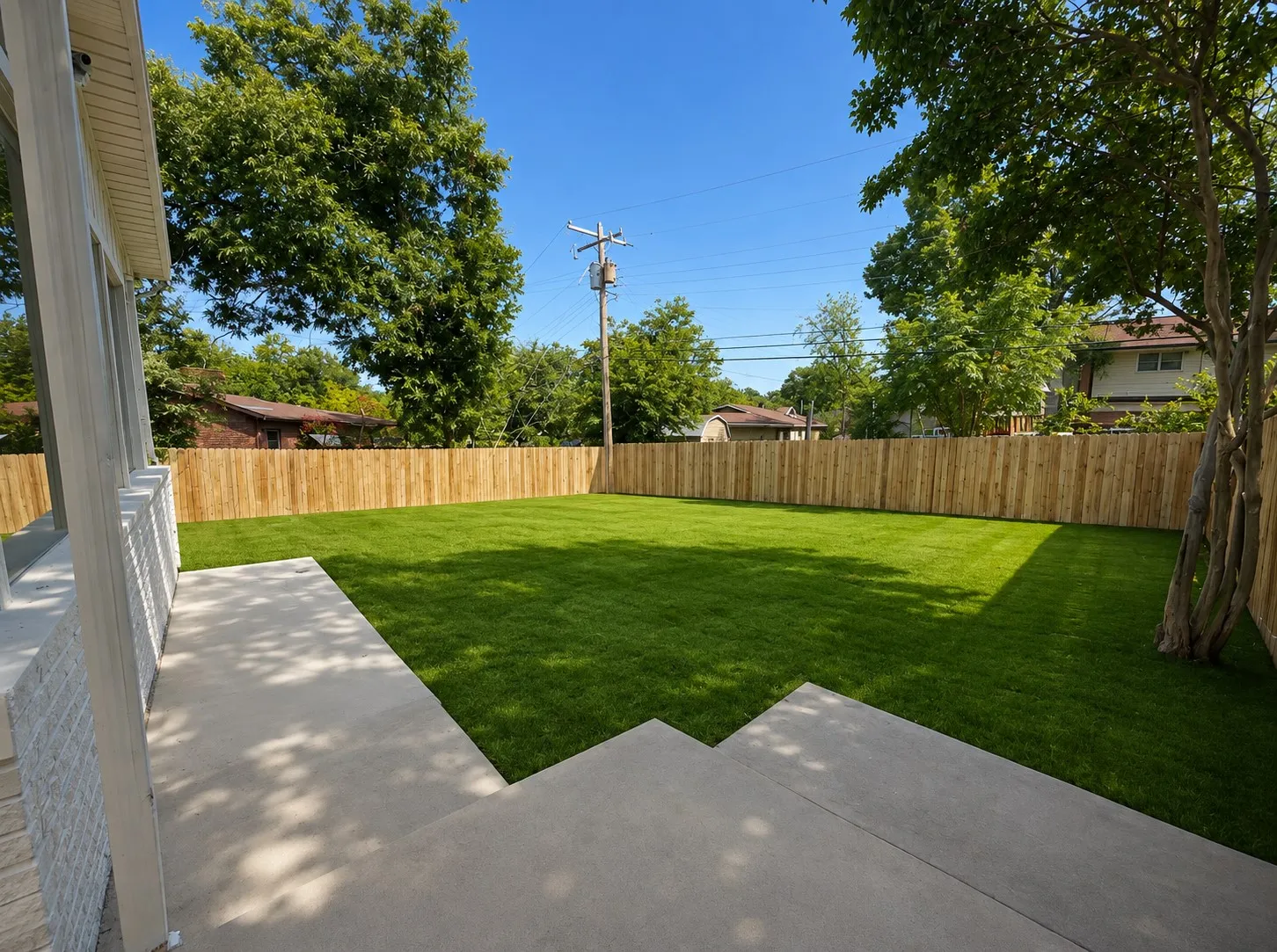 Virtually enhanced grass