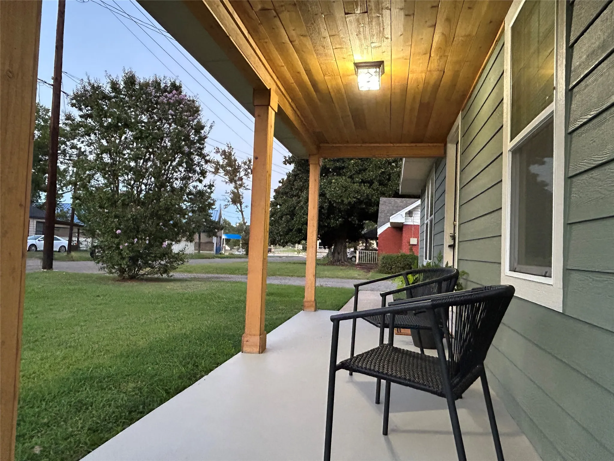 Single Family Residence For Sale in Hopkins County , 118 Kyle Street, Sulphur Springs, Texas 75482, 2 Bedroom, 2 Bathroom, Garage spaces, 1,390 Sqft, built in 1935, mls#21353152, Real Estate Agent in Sulphur Springs, Homes For Sale in Hopkins county, Homes For Sale in Sulphur Springs, Realtor in Sulphur Springs Texas, Real Estate Brokerage Independent Realty Texas, Luminita Cordes Realtor