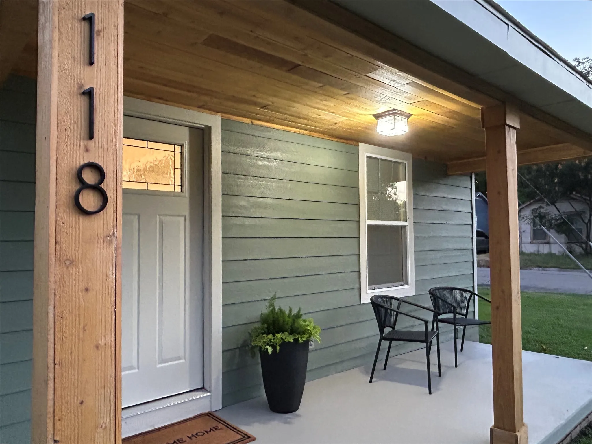 Single Family Residence For Sale in Hopkins County , 118 Kyle Street, Sulphur Springs, Texas 75482, 2 Bedroom, 2 Bathroom, Garage spaces, 1,390 Sqft, built in 1935, mls#21353152, Real Estate Agent in Sulphur Springs, Homes For Sale in Hopkins county, Homes For Sale in Sulphur Springs, Realtor in Sulphur Springs Texas, Real Estate Brokerage Independent Realty Texas, Luminita Cordes Realtor