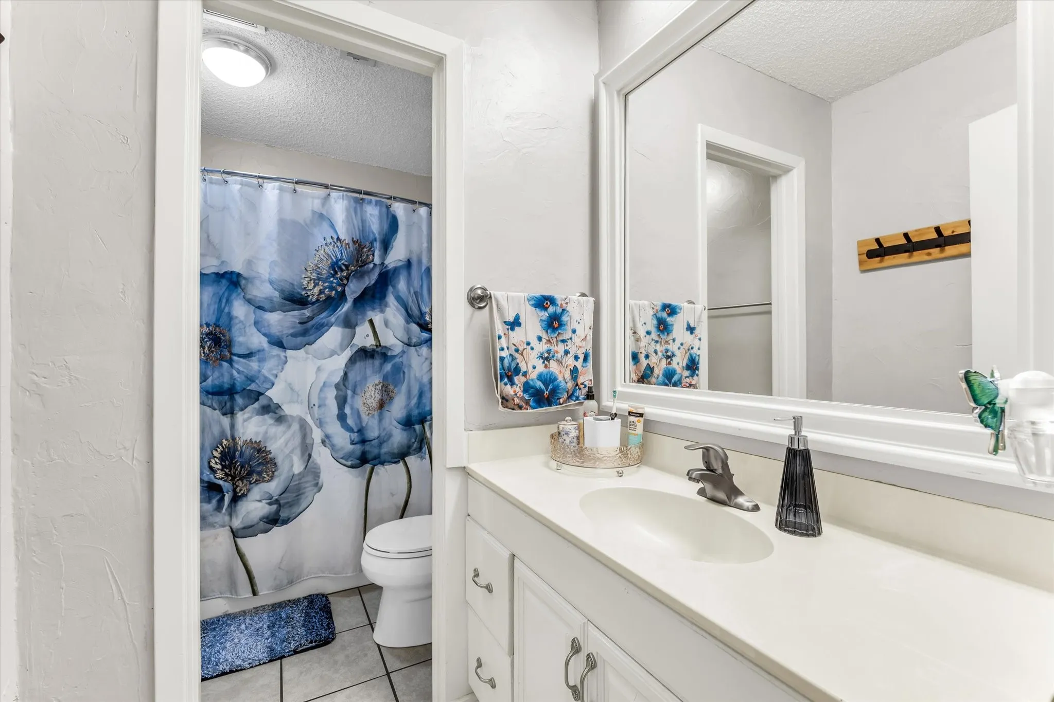 Single Family Residence For Sale in Mc Lennan County , 5206 Chaparral Drive, Waco, Texas 76710, 4 Bedrooms, 3 Bathrooms, Garage spaces, 2,701 Sqft, built in 1976, Price $444,500, mls#21345146, Real Estate Agent in Waco, Homes For Sale in Mc Lennan county, Homes For Sale in Waco, Realtor in Waco Texas, Real Estate Brokerage Independent Realty Texas, Luminita Cordes Realtor