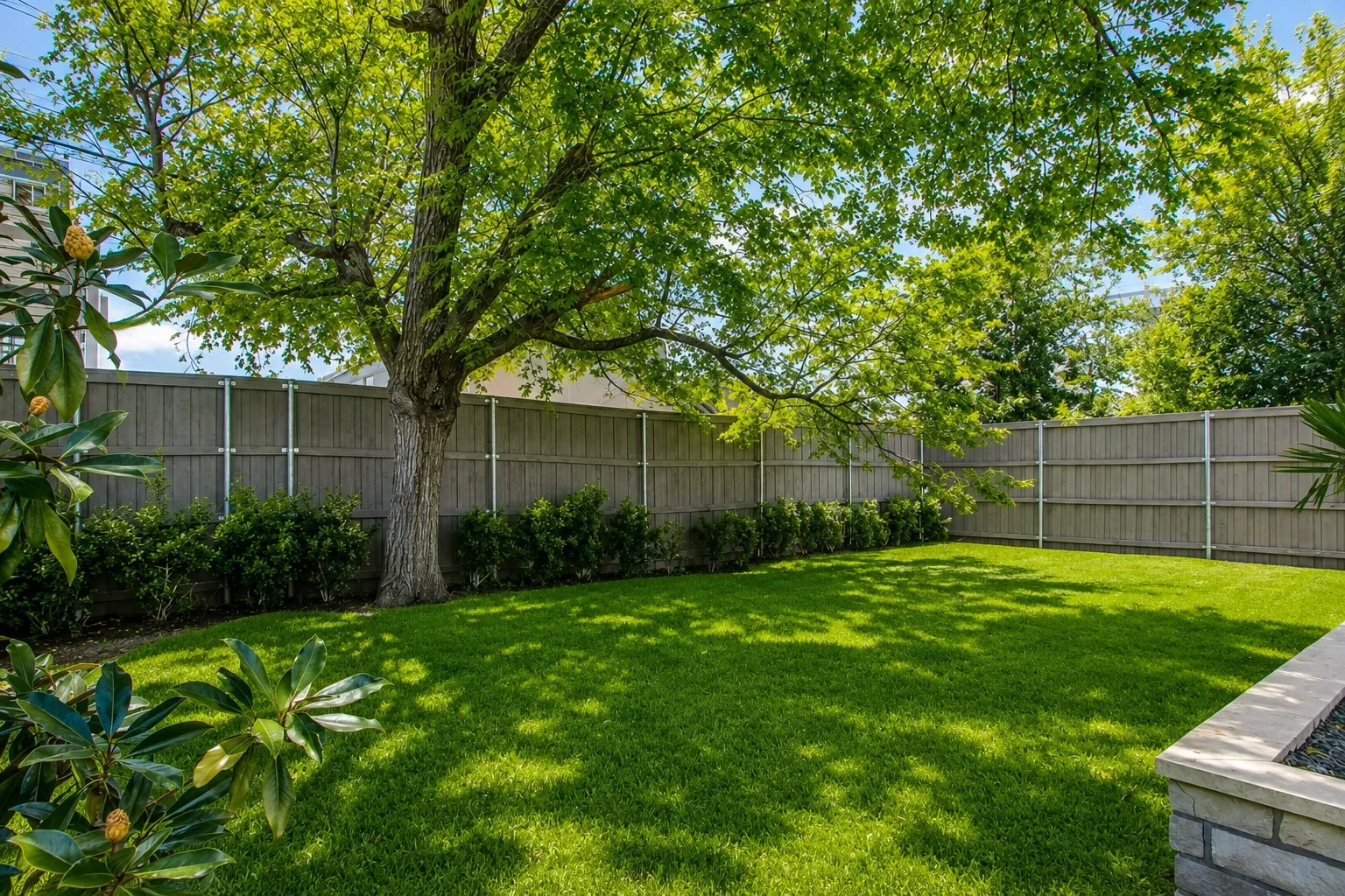 Single Family Residence For Sale in Dallas County , 2215 Madera Street, Dallas, Texas 75206, 3 Bedroom, 3 Bathroom, 2 Garage spaces, 2,738 Sqft, built in 2016, mls#21347105, Real Estate Agent in Dallas, Homes For Sale in Dallas county, Homes For Sale in Dallas, Realtor in Dallas Texas, Real Estate Brokerage Independent Realty Texas, Luminita Cordes Realtor