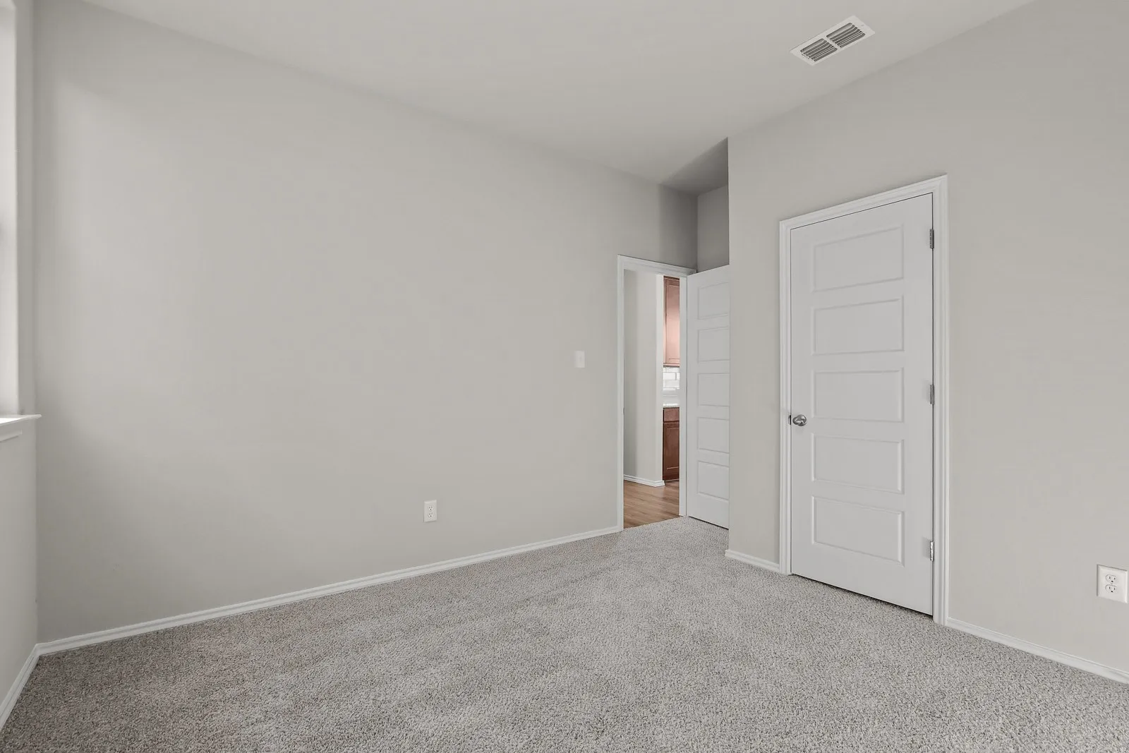 Single Family Residence For Sale in Kaufman County , 3509 Hank Drive, Heartland, Texas 75114, 3 Bedroom, 2 Bathroom, 2 Garage spaces, 1,459 Sqft, built in 2026, mls#21353157, Real Estate Agent in Heartland, Homes For Sale in Kaufman county, Homes For Sale in Heartland, Realtor in Heartland Texas, Real Estate Brokerage Independent Realty Texas, Luminita Cordes Realtor