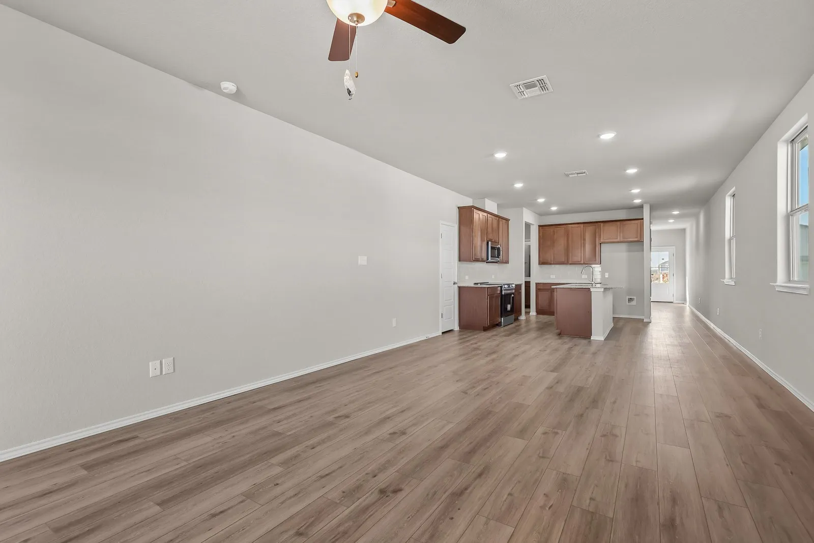 Single Family Residence For Sale in Kaufman County , 3509 Hank Drive, Heartland, Texas 75114, 3 Bedroom, 2 Bathroom, 2 Garage spaces, 1,459 Sqft, built in 2026, mls#21353157, Real Estate Agent in Heartland, Homes For Sale in Kaufman county, Homes For Sale in Heartland, Realtor in Heartland Texas, Real Estate Brokerage Independent Realty Texas, Luminita Cordes Realtor
