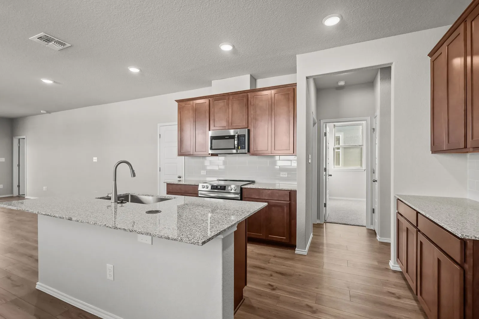 Single Family Residence For Sale in Kaufman County , 3509 Hank Drive, Heartland, Texas 75114, 3 Bedroom, 2 Bathroom, 2 Garage spaces, 1,459 Sqft, built in 2026, mls#21353157, Real Estate Agent in Heartland, Homes For Sale in Kaufman county, Homes For Sale in Heartland, Realtor in Heartland Texas, Real Estate Brokerage Independent Realty Texas, Luminita Cordes Realtor