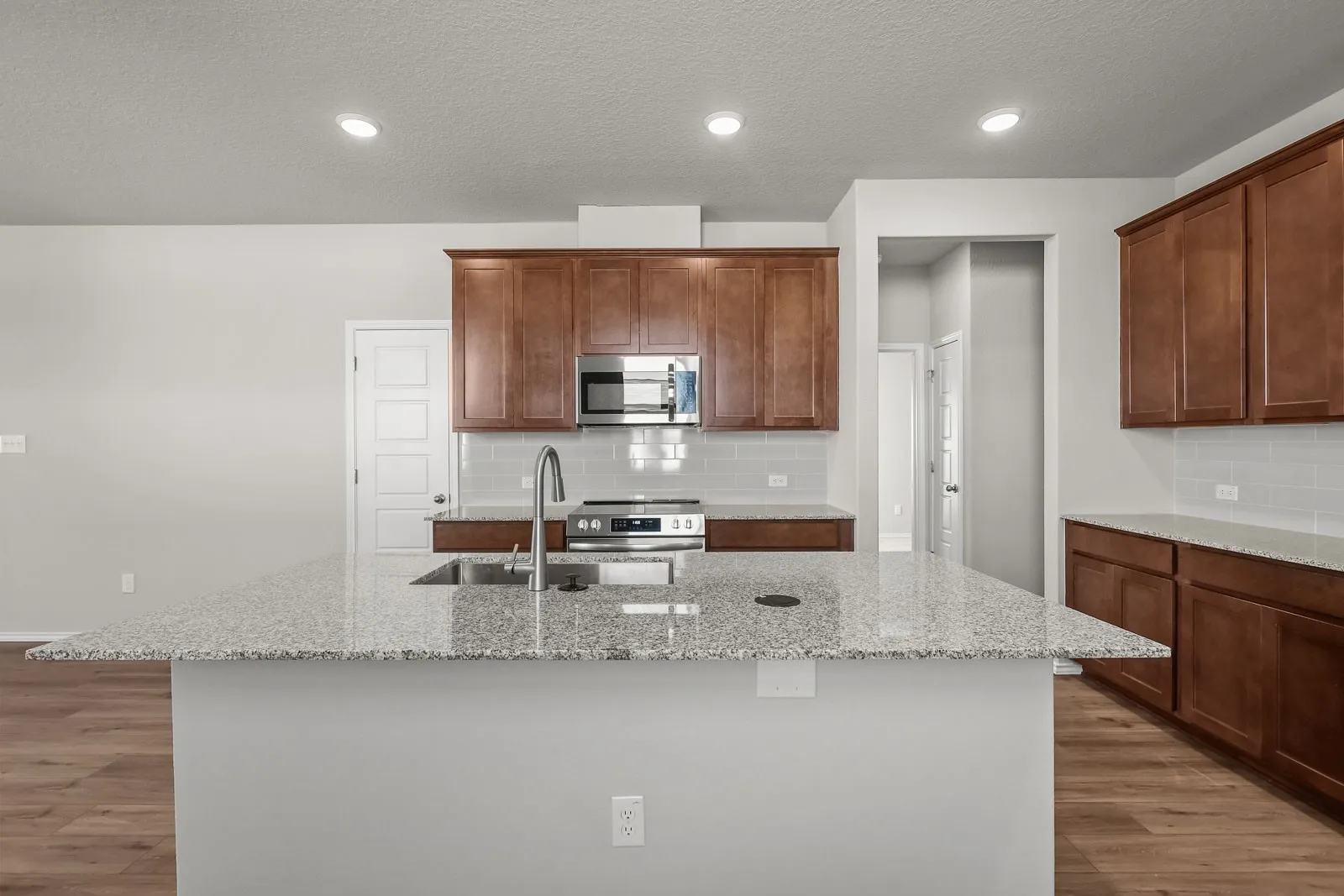 Single Family Residence For Sale in Kaufman County , 3509 Hank Drive, Heartland, Texas 75114, 3 Bedroom, 2 Bathroom, 2 Garage spaces, 1,459 Sqft, built in 2026, mls#21353157, Real Estate Agent in Heartland, Homes For Sale in Kaufman county, Homes For Sale in Heartland, Realtor in Heartland Texas, Real Estate Brokerage Independent Realty Texas, Luminita Cordes Realtor