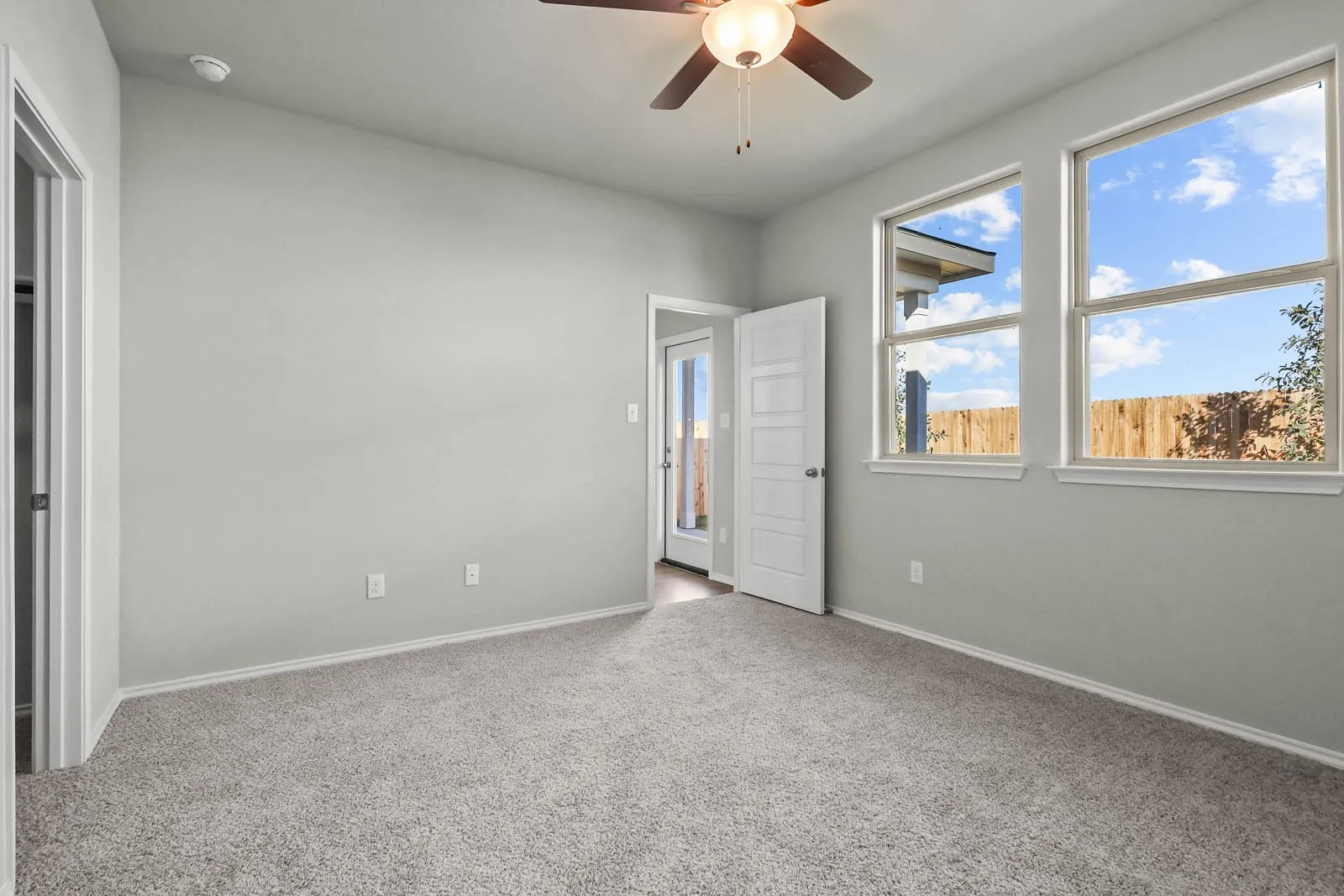 Single Family Residence For Sale in Kaufman County , 3509 Hank Drive, Heartland, Texas 75114, 3 Bedroom, 2 Bathroom, 2 Garage spaces, 1,459 Sqft, built in 2026, mls#21353157, Real Estate Agent in Heartland, Homes For Sale in Kaufman county, Homes For Sale in Heartland, Realtor in Heartland Texas, Real Estate Brokerage Independent Realty Texas, Luminita Cordes Realtor