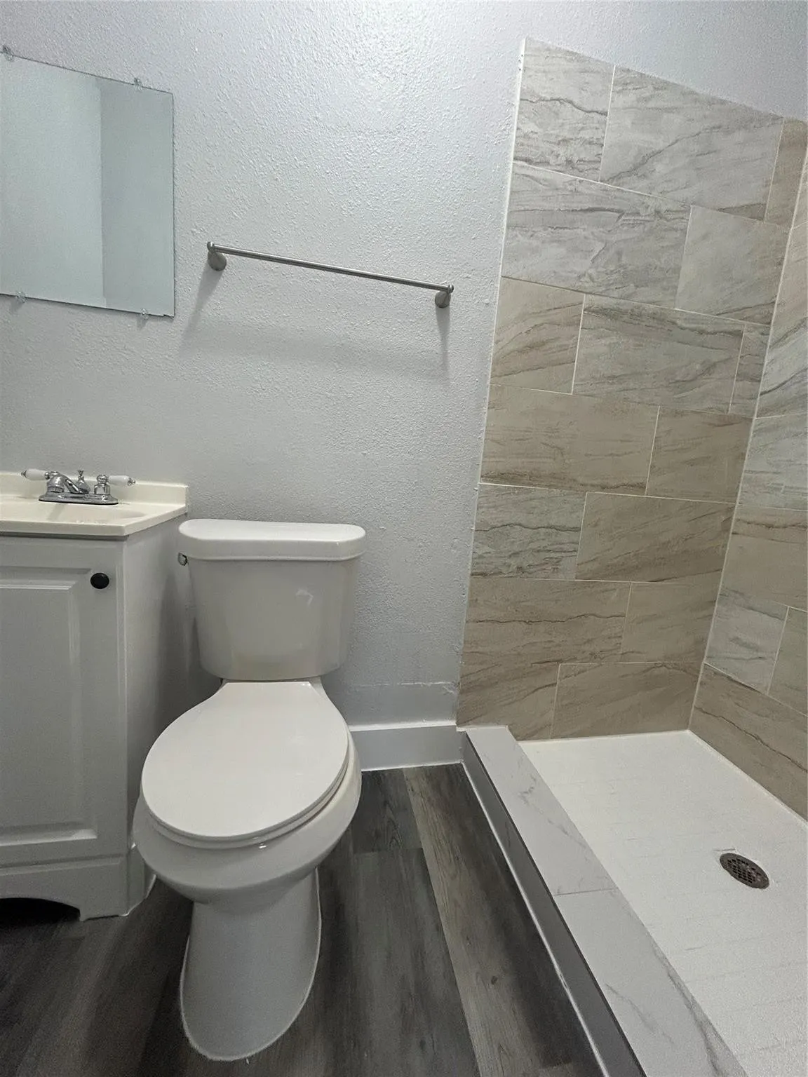 Duplex For Rent in Dallas County , 3501 Latimer Street, Dallas, Texas 75215, 2 Bedrooms, 1 Bathroom, Garage spaces, 1,008 Sqft, built in 1907, Price $1,095, mls#21353164, Real Estate Agent in Dallas, Homes For Rent in Dallas county, Homes For Rent in Dallas, Realtor in Dallas Texas, Real Estate Brokerage Independent Realty Texas, Luminita Cordes Realtor