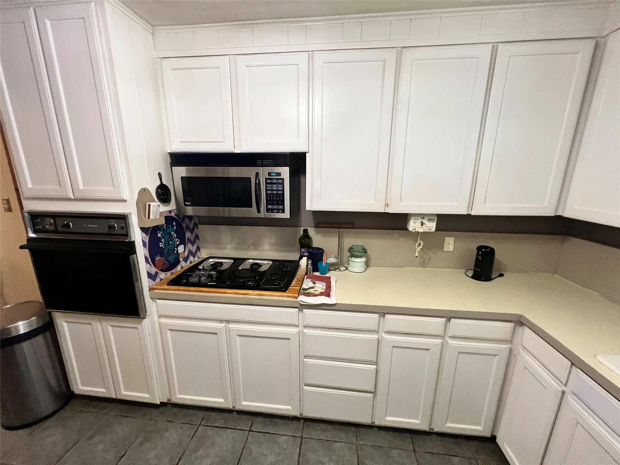 Single Family Residence For Sale in Johnson County , 1206 Crestwood Drive, Cleburne, Texas 76033, 3 Bedroom, 2 Bathroom, 1 Garage spaces, 1,612 Sqft, built in 1965, mls#21353047, Real Estate Agent in Cleburne, Homes For Sale in Johnson county, Homes For Sale in Cleburne, Realtor in Cleburne Texas, Real Estate Brokerage Independent Realty Texas, Luminita Cordes Realtor