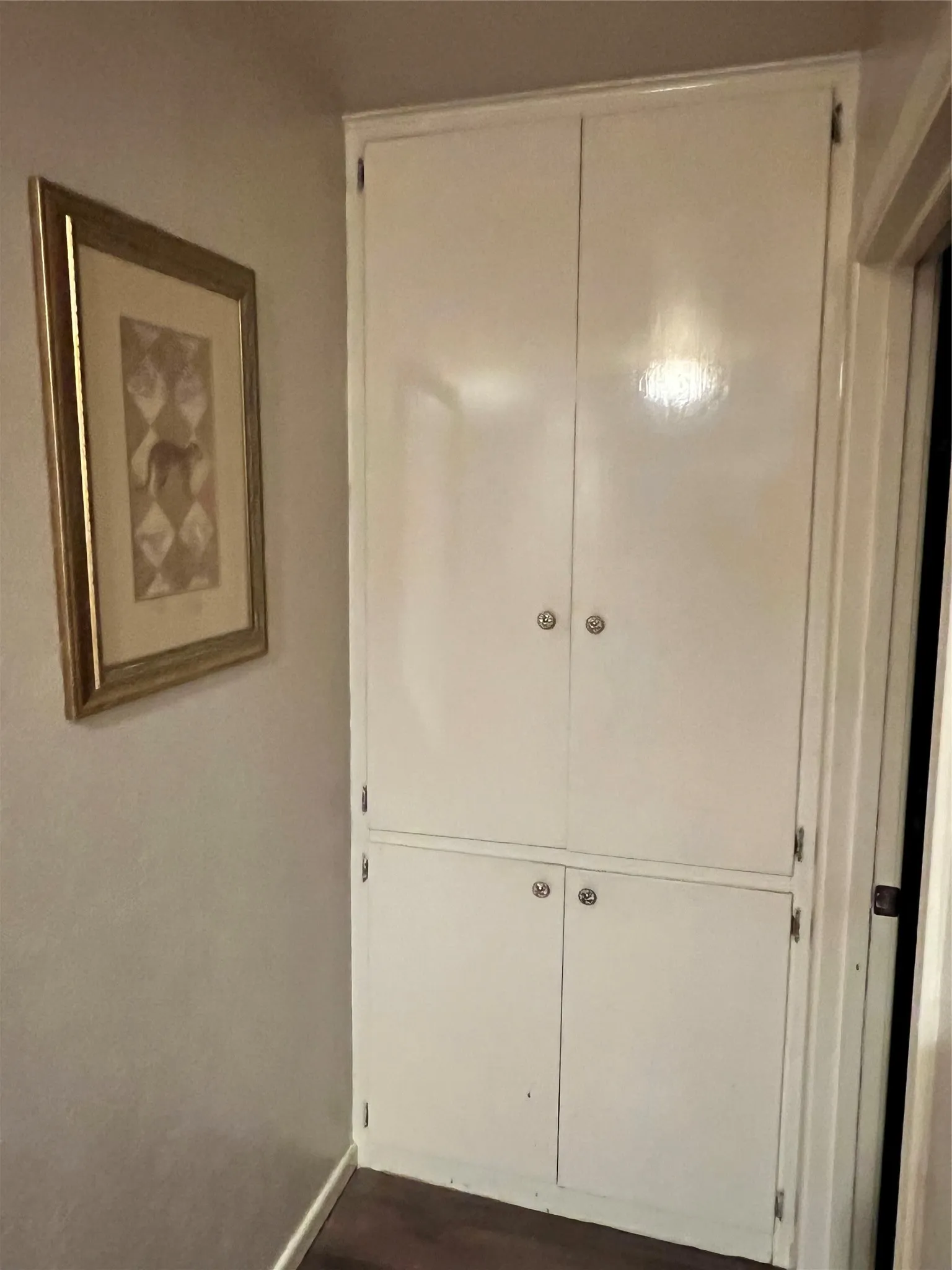 Single Family Residence For Sale in Johnson County , 1206 Crestwood Drive, Cleburne, Texas 76033, 3 Bedroom, 2 Bathroom, 1 Garage spaces, 1,612 Sqft, built in 1965, mls#21353047, Real Estate Agent in Cleburne, Homes For Sale in Johnson county, Homes For Sale in Cleburne, Realtor in Cleburne Texas, Real Estate Brokerage Independent Realty Texas, Luminita Cordes Realtor