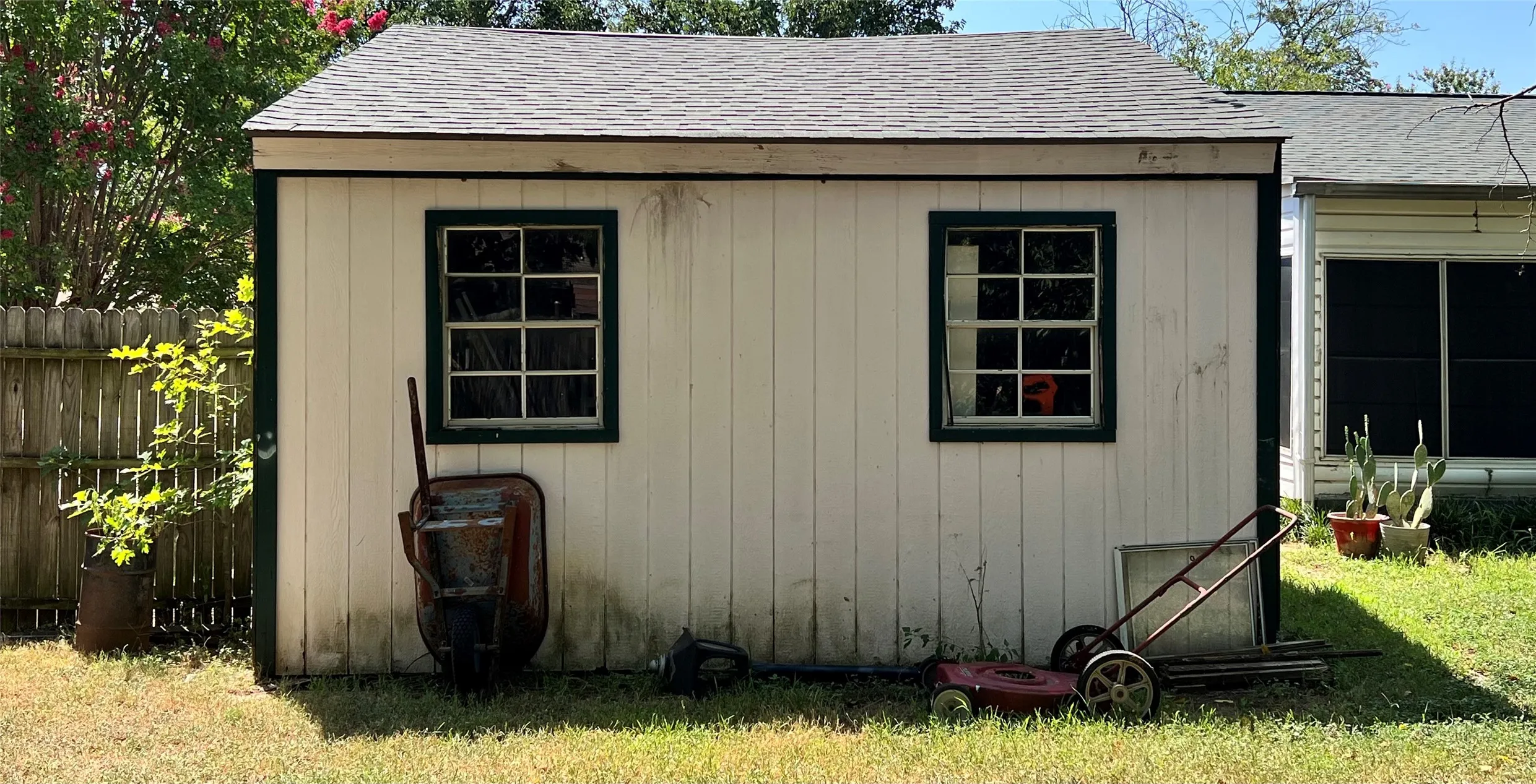 Shed with power
