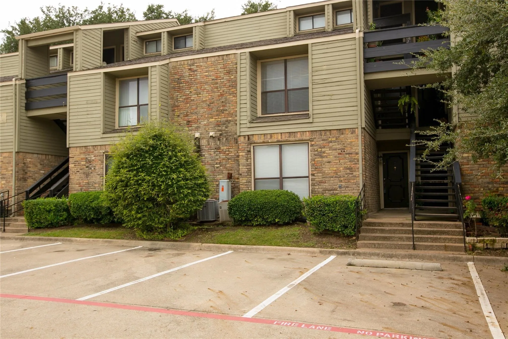 Condominium For Rent in Dallas County , 5840 Spring Valley Road 909, Dallas, Texas 75254, 1 Bedroom, 1 Bathroom, Garage spaces, 720 Sqft, built in 1981, mls#21353153, Real Estate Agent in Dallas, Homes For Rent in Dallas county, Homes For Rent in Dallas, Realtor in Dallas Texas, Real Estate Brokerage Independent Realty Texas, Luminita Cordes Realtor