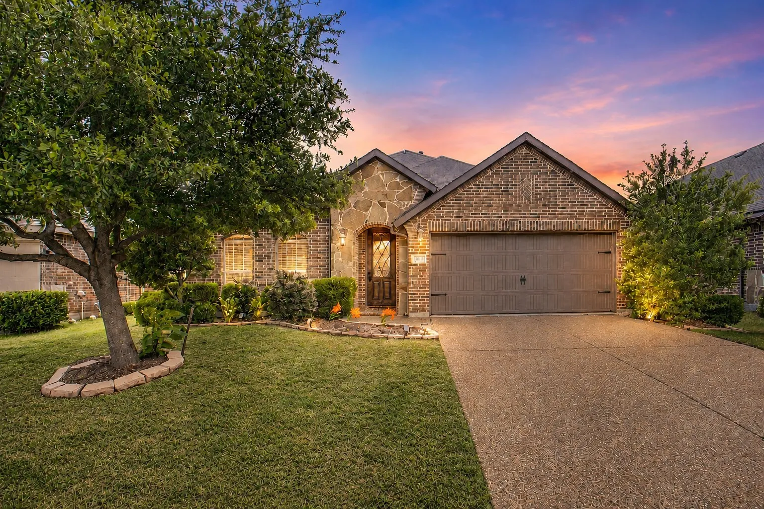 WELCOME HOME!