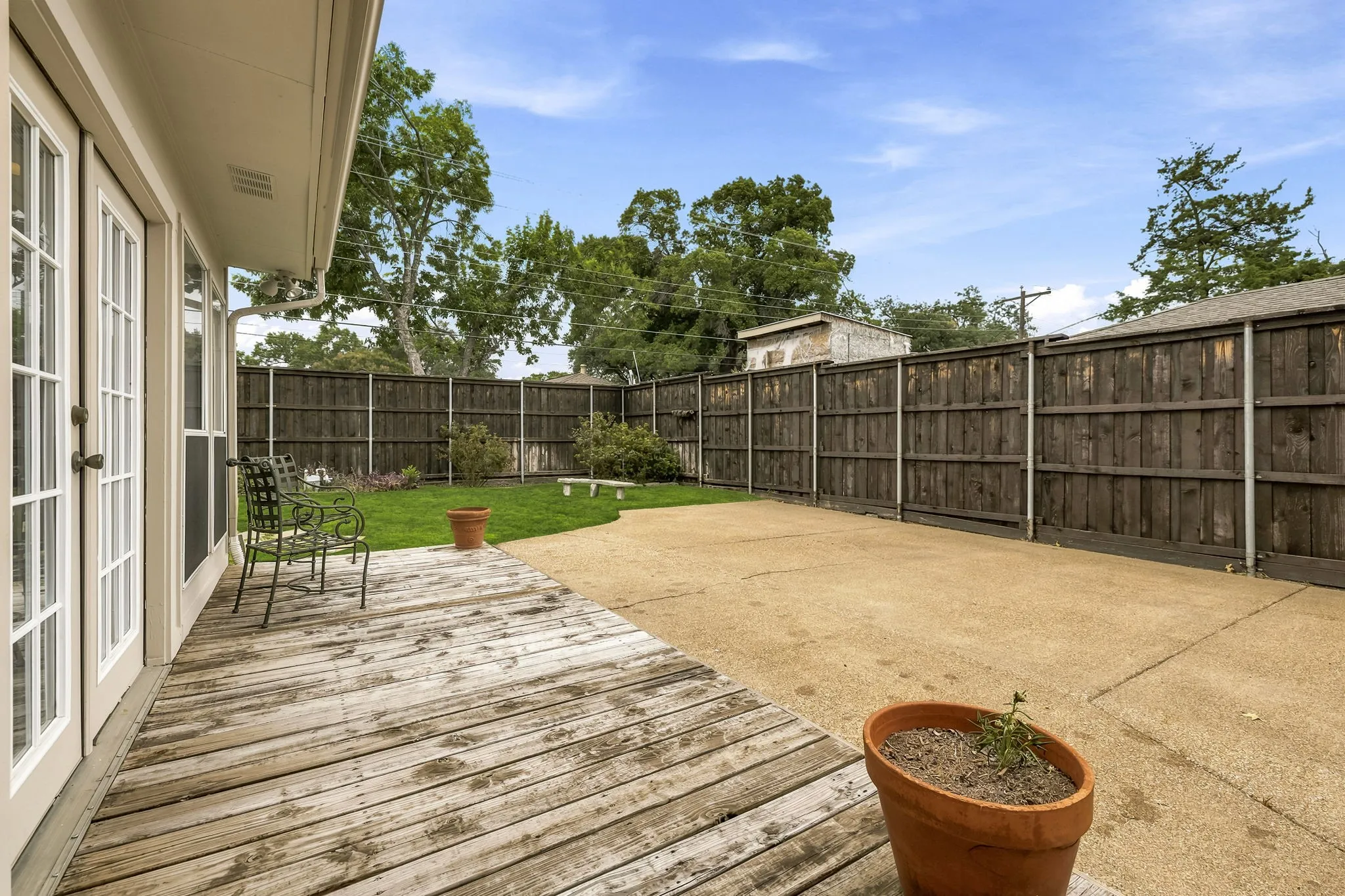 Single Family Residence For Sale in Dallas County , 10419 Royalwood Drive, Dallas, Texas 75238, 4 Bedroom, 3 Bathroom, Garage spaces, 2,892 Sqft, built in 1959, mls#21352531, Real Estate Agent in Dallas, Homes For Sale in Dallas county, Homes For Sale in Dallas, Realtor in Dallas Texas, Real Estate Brokerage Independent Realty Texas, Luminita Cordes Realtor