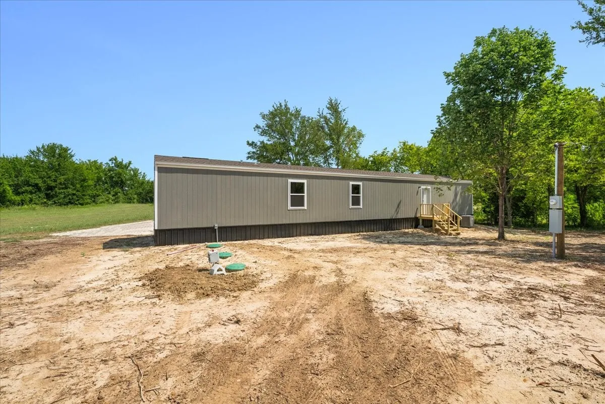 Manufactured Home For Sale in Navarro County , 206 SE CR 3048A, Corsicana, Texas 75109, 3 Bedroom, 2 Bathroom, Garage spaces, 1,064 Sqft, built in 2026, mls#21351443, Real Estate Agent in Corsicana, Homes For Sale in Navarro county, Homes For Sale in Corsicana, Realtor in Corsicana Texas, Real Estate Brokerage Independent Realty Texas, Luminita Cordes Realtor