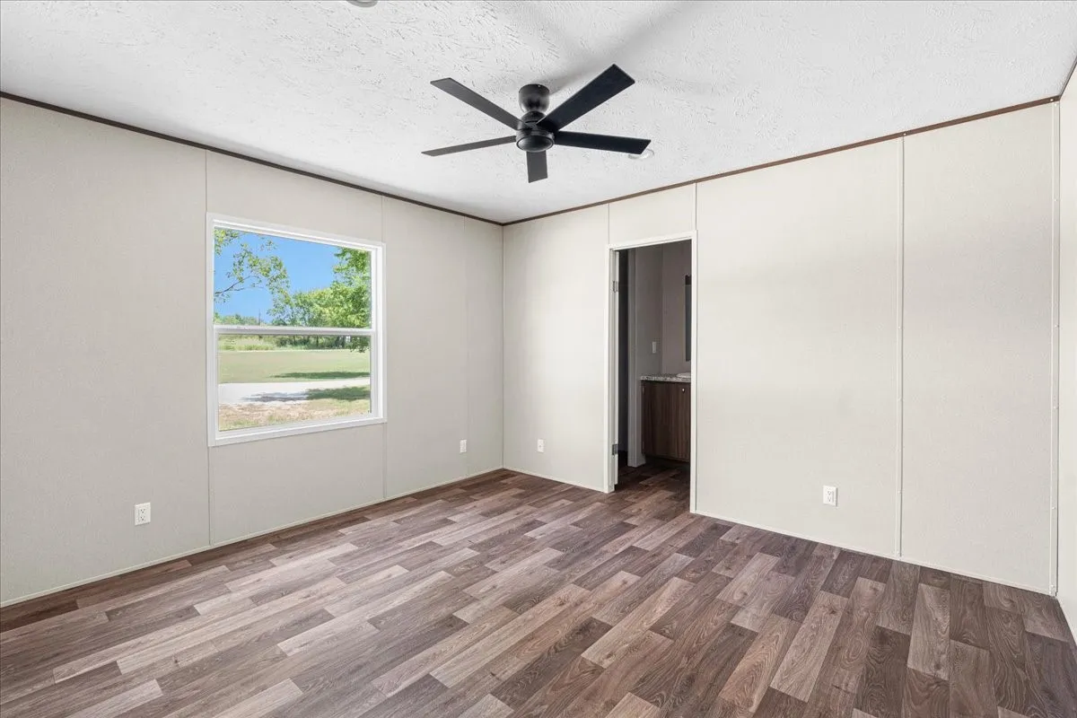 Manufactured Home For Sale in Navarro County , 206 SE CR 3048A, Corsicana, Texas 75109, 3 Bedroom, 2 Bathroom, Garage spaces, 1,064 Sqft, built in 2026, mls#21351443, Real Estate Agent in Corsicana, Homes For Sale in Navarro county, Homes For Sale in Corsicana, Realtor in Corsicana Texas, Real Estate Brokerage Independent Realty Texas, Luminita Cordes Realtor