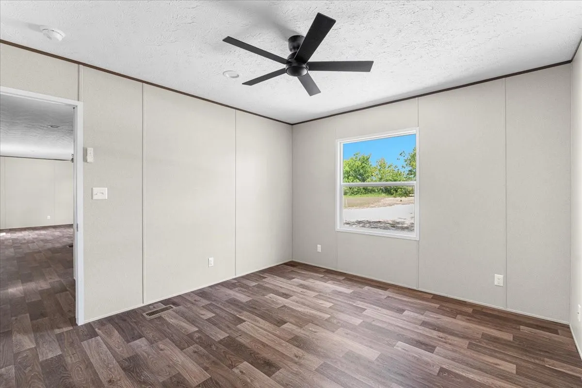 Manufactured Home For Sale in Navarro County , 206 SE CR 3048A, Corsicana, Texas 75109, 3 Bedroom, 2 Bathroom, Garage spaces, 1,064 Sqft, built in 2026, mls#21351443, Real Estate Agent in Corsicana, Homes For Sale in Navarro county, Homes For Sale in Corsicana, Realtor in Corsicana Texas, Real Estate Brokerage Independent Realty Texas, Luminita Cordes Realtor