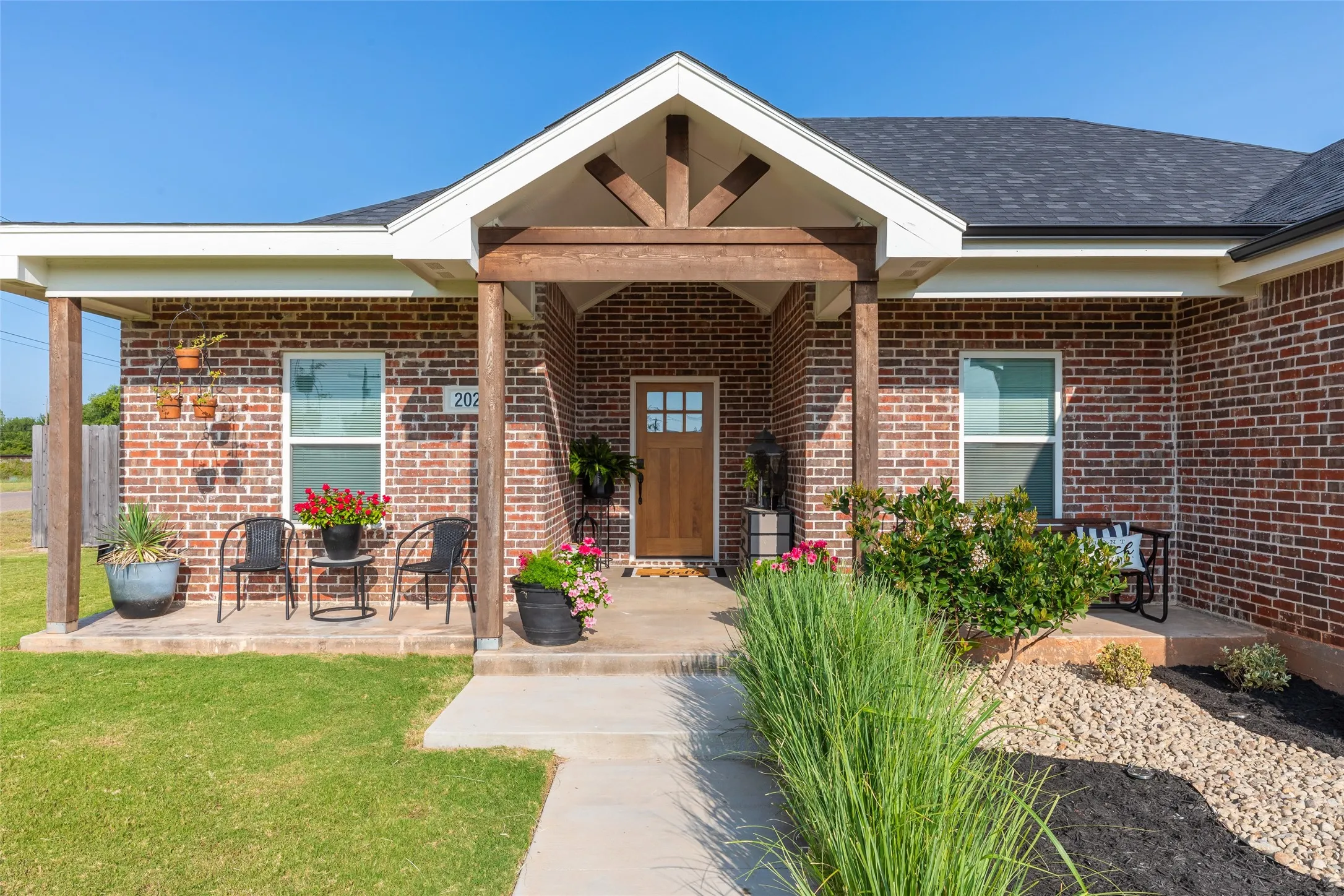 Single Family Residence For Sale in Callahan County , 202 Marlin Street, Clyde, Texas 79510, 4 Bedroom, 2 Bathroom, 2 Garage spaces, 1,870 Sqft, built in 2022, mls#21352815, Real Estate Agent in Clyde, Homes For Sale in Callahan county, Homes For Sale in Clyde, Realtor in Clyde Texas, Real Estate Brokerage Independent Realty Texas, Luminita Cordes Realtor