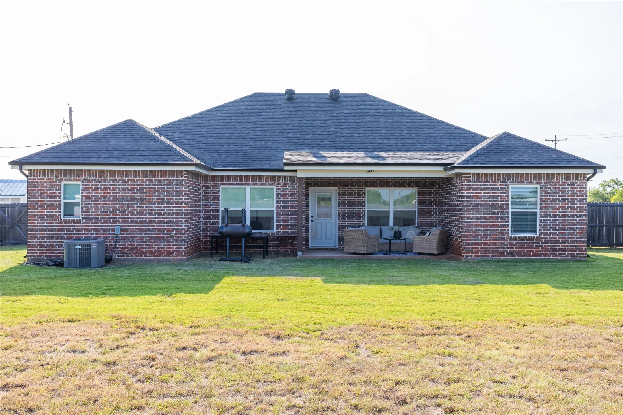 Single Family Residence For Sale in Callahan County , 202 Marlin Street, Clyde, Texas 79510, 4 Bedroom, 2 Bathroom, 2 Garage spaces, 1,870 Sqft, built in 2022, mls#21352815, Real Estate Agent in Clyde, Homes For Sale in Callahan county, Homes For Sale in Clyde, Realtor in Clyde Texas, Real Estate Brokerage Independent Realty Texas, Luminita Cordes Realtor