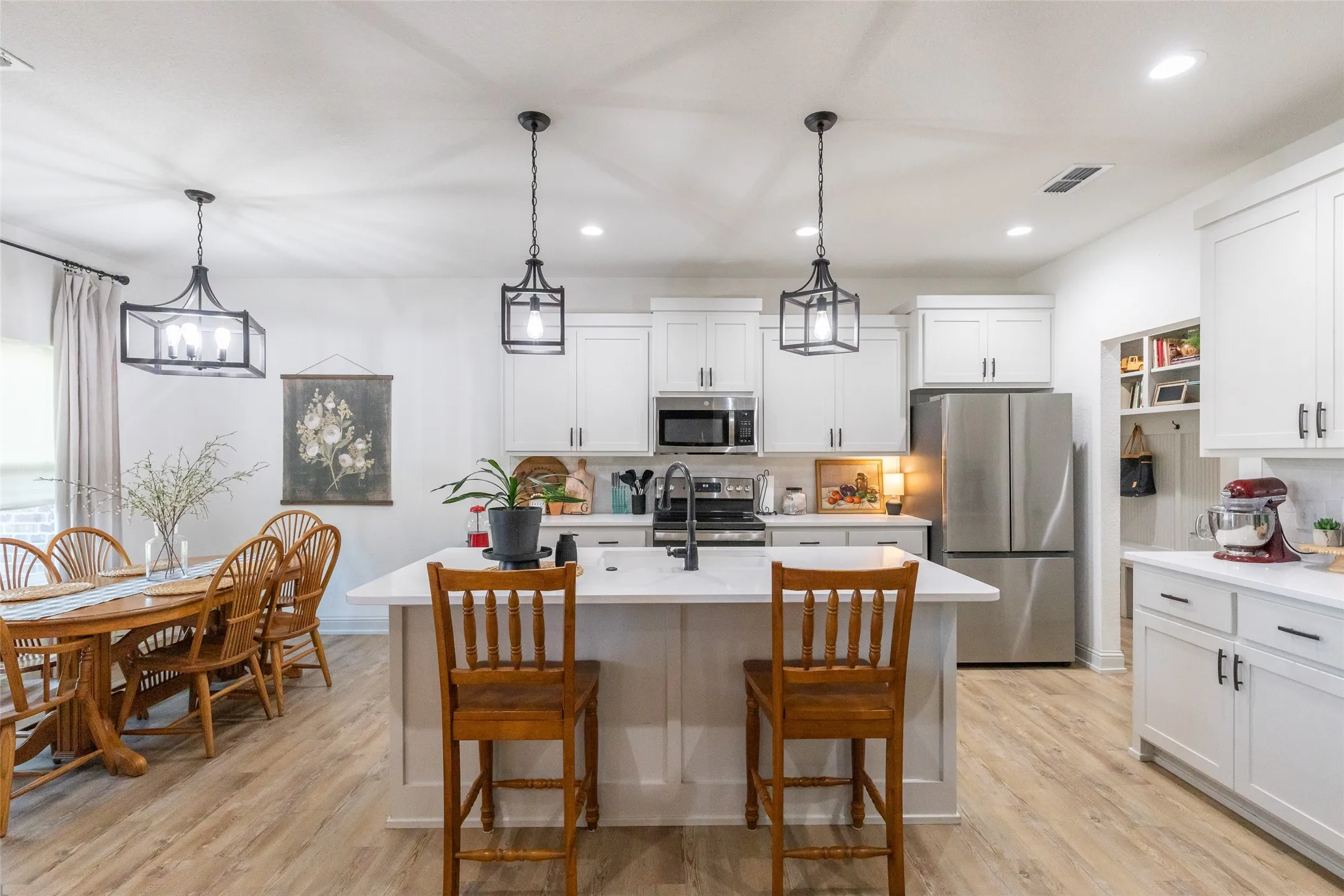 Single Family Residence For Sale in Callahan County , 202 Marlin Street, Clyde, Texas 79510, 4 Bedroom, 2 Bathroom, 2 Garage spaces, 1,870 Sqft, built in 2022, mls#21352815, Real Estate Agent in Clyde, Homes For Sale in Callahan county, Homes For Sale in Clyde, Realtor in Clyde Texas, Real Estate Brokerage Independent Realty Texas, Luminita Cordes Realtor