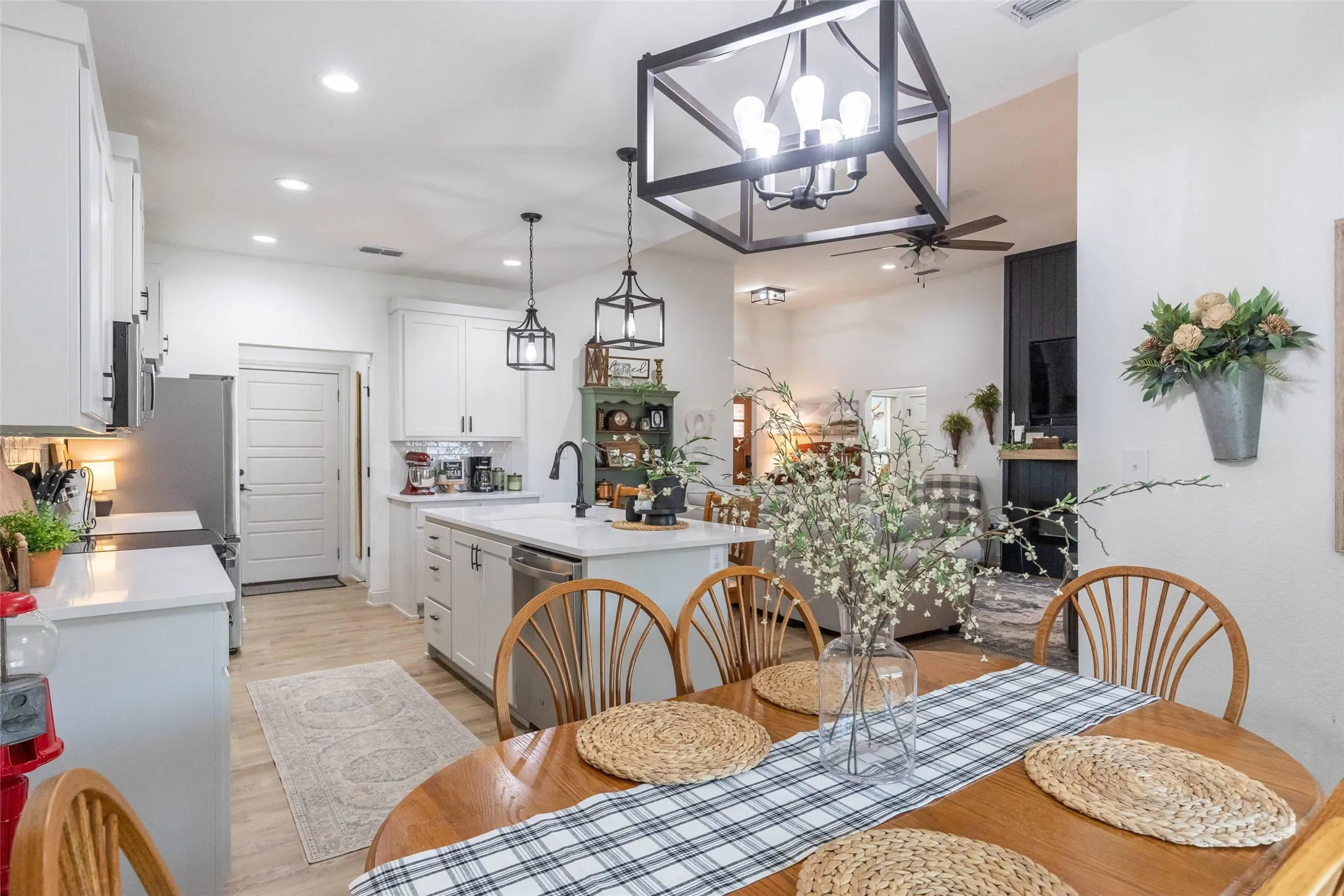 Single Family Residence For Sale in Callahan County , 202 Marlin Street, Clyde, Texas 79510, 4 Bedroom, 2 Bathroom, 2 Garage spaces, 1,870 Sqft, built in 2022, mls#21352815, Real Estate Agent in Clyde, Homes For Sale in Callahan county, Homes For Sale in Clyde, Realtor in Clyde Texas, Real Estate Brokerage Independent Realty Texas, Luminita Cordes Realtor