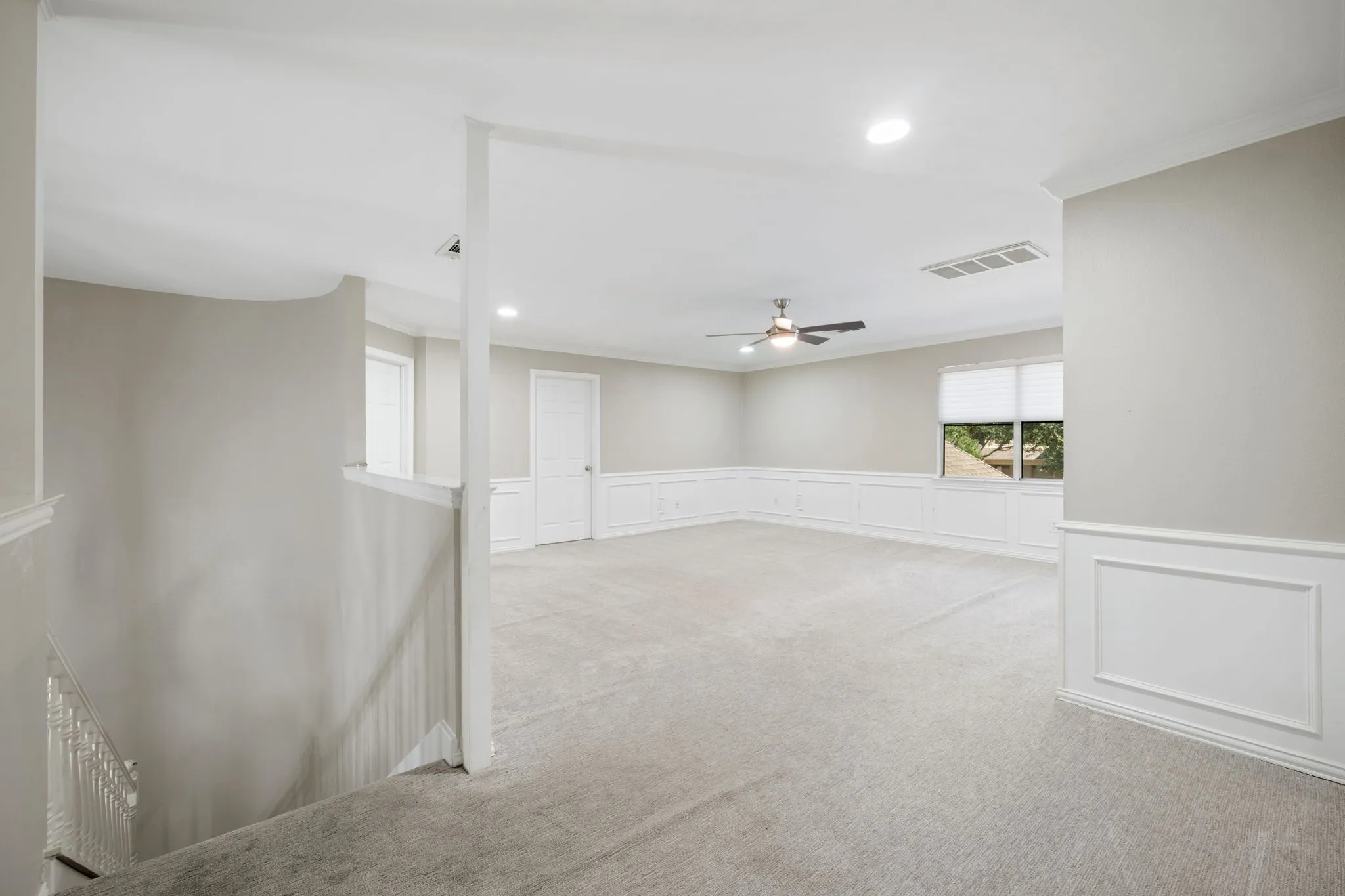 Single Family Residence For Sale in Dallas County , 2311 Creekside Circle N, Irving, Texas 75063, 4 Bedroom, 4 Bathroom, 2 Garage spaces, 3,355 Sqft, built in 1990, mls#21348469, Real Estate Agent in Irving, Homes For Sale in Dallas county, Homes For Sale in Irving, Realtor in Irving Texas, Real Estate Brokerage Independent Realty Texas, Luminita Cordes Realtor