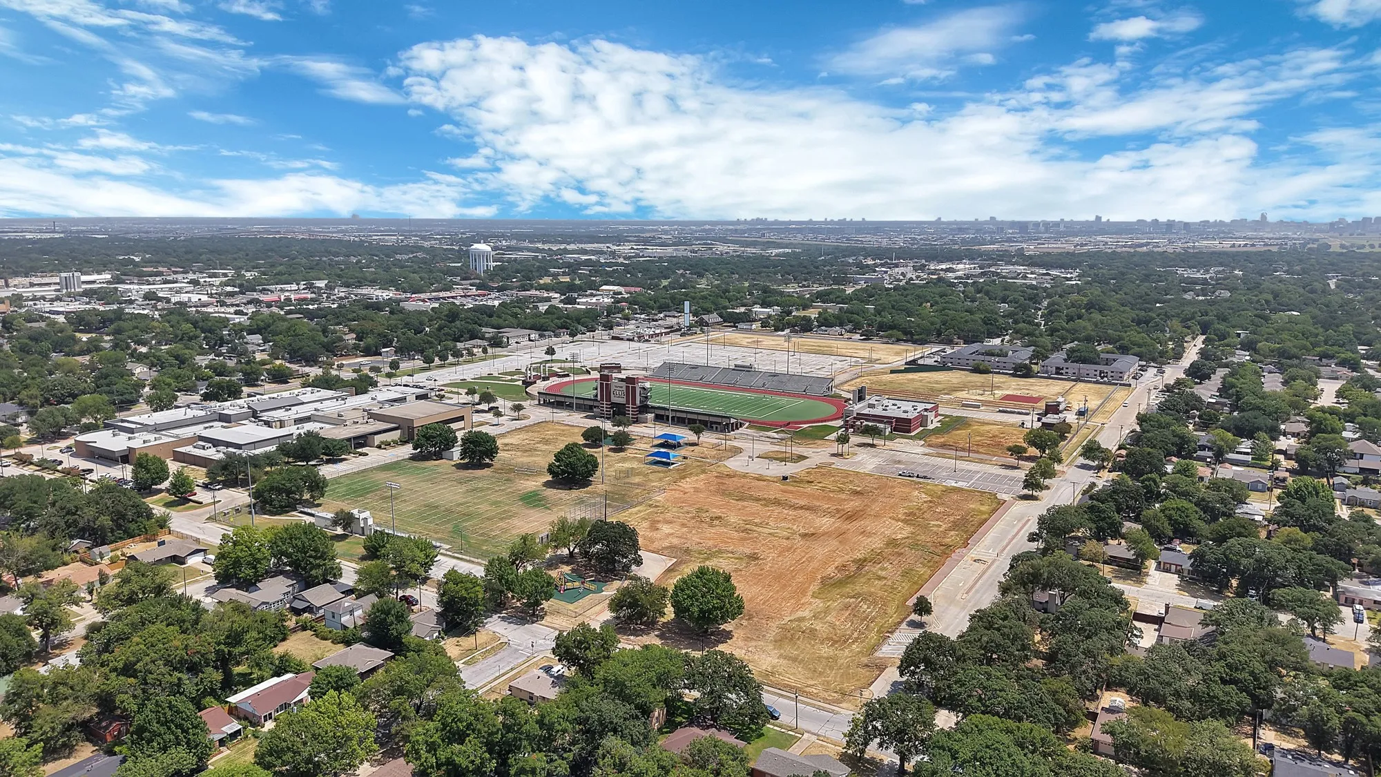 Single Family Residence For Sale in Dallas County , 1102 Ash Street, Irving, Texas 75060, 4 Bedroom, 2 Bathroom, Garage spaces, 1,430 Sqft, built in 1950, mls#21352538, Real Estate Agent in Irving, Homes For Sale in Dallas county, Homes For Sale in Irving, Realtor in Irving Texas, Real Estate Brokerage Independent Realty Texas, Luminita Cordes Realtor
