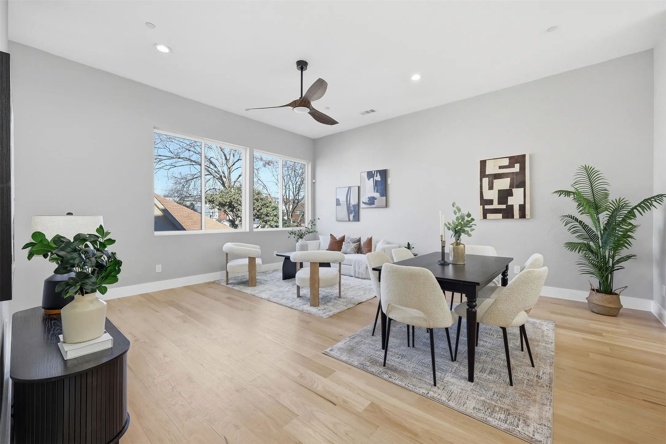 Townhouse For Rent in Dallas County , 2214 Annex Avenue 103, Dallas, Texas 75204, 2 Bedroom, 3 Bathroom, 2 Garage spaces, 1,573 Sqft, built in 2024, mls#21353199, Real Estate Agent in Dallas, Homes For Rent in Dallas county, Homes For Rent in Dallas, Realtor in Dallas Texas, Real Estate Brokerage Independent Realty Texas, Luminita Cordes Realtor