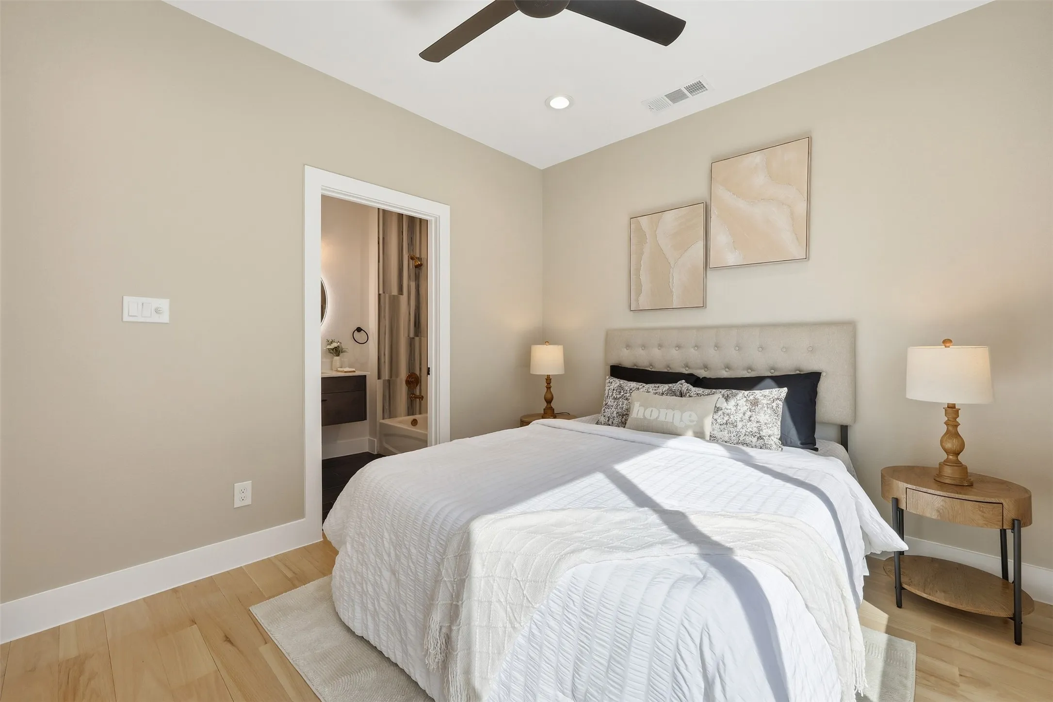 Townhouse For Rent in Dallas County , 2214 Annex Avenue 103, Dallas, Texas 75204, 2 Bedroom, 3 Bathroom, 2 Garage spaces, 1,573 Sqft, built in 2024, mls#21353199, Real Estate Agent in Dallas, Homes For Rent in Dallas county, Homes For Rent in Dallas, Realtor in Dallas Texas, Real Estate Brokerage Independent Realty Texas, Luminita Cordes Realtor