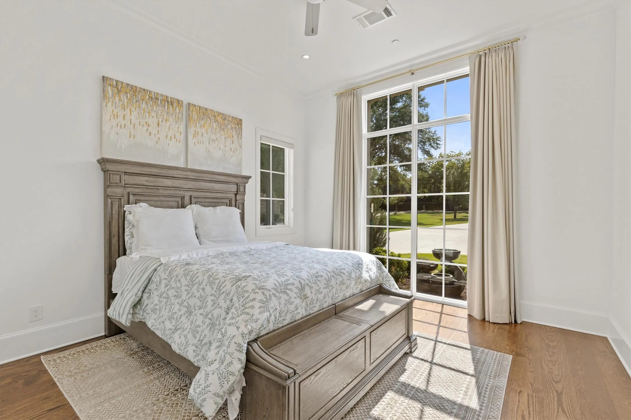 Single Family Residence For Sale in Tarrant County , 1029 Shady Oaks Drive, Southlake, Texas 76092, 5 Bedroom, 7 Bathroom, 4 Garage spaces, 6,432 Sqft, built in 2023, mls#21341749, Real Estate Agent in Southlake, Homes For Sale in Tarrant county, Homes For Sale in Southlake, Realtor in Southlake Texas, Real Estate Brokerage Independent Realty Texas, Luminita Cordes Realtor