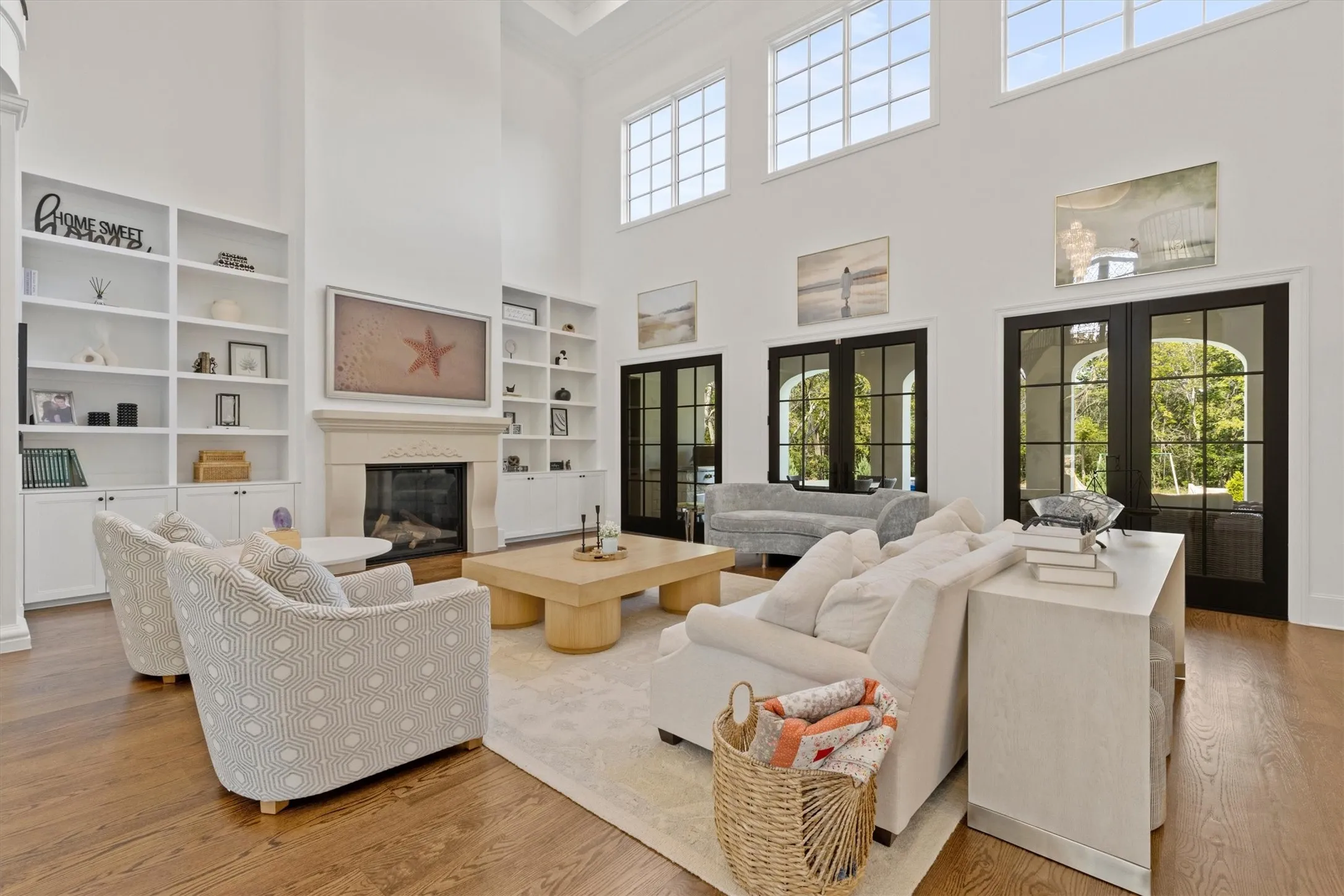 Single Family Residence For Sale in Tarrant County , 1029 Shady Oaks Drive, Southlake, Texas 76092, 5 Bedroom, 7 Bathroom, 4 Garage spaces, 6,432 Sqft, built in 2023, mls#21341749, Real Estate Agent in Southlake, Homes For Sale in Tarrant county, Homes For Sale in Southlake, Realtor in Southlake Texas, Real Estate Brokerage Independent Realty Texas, Luminita Cordes Realtor