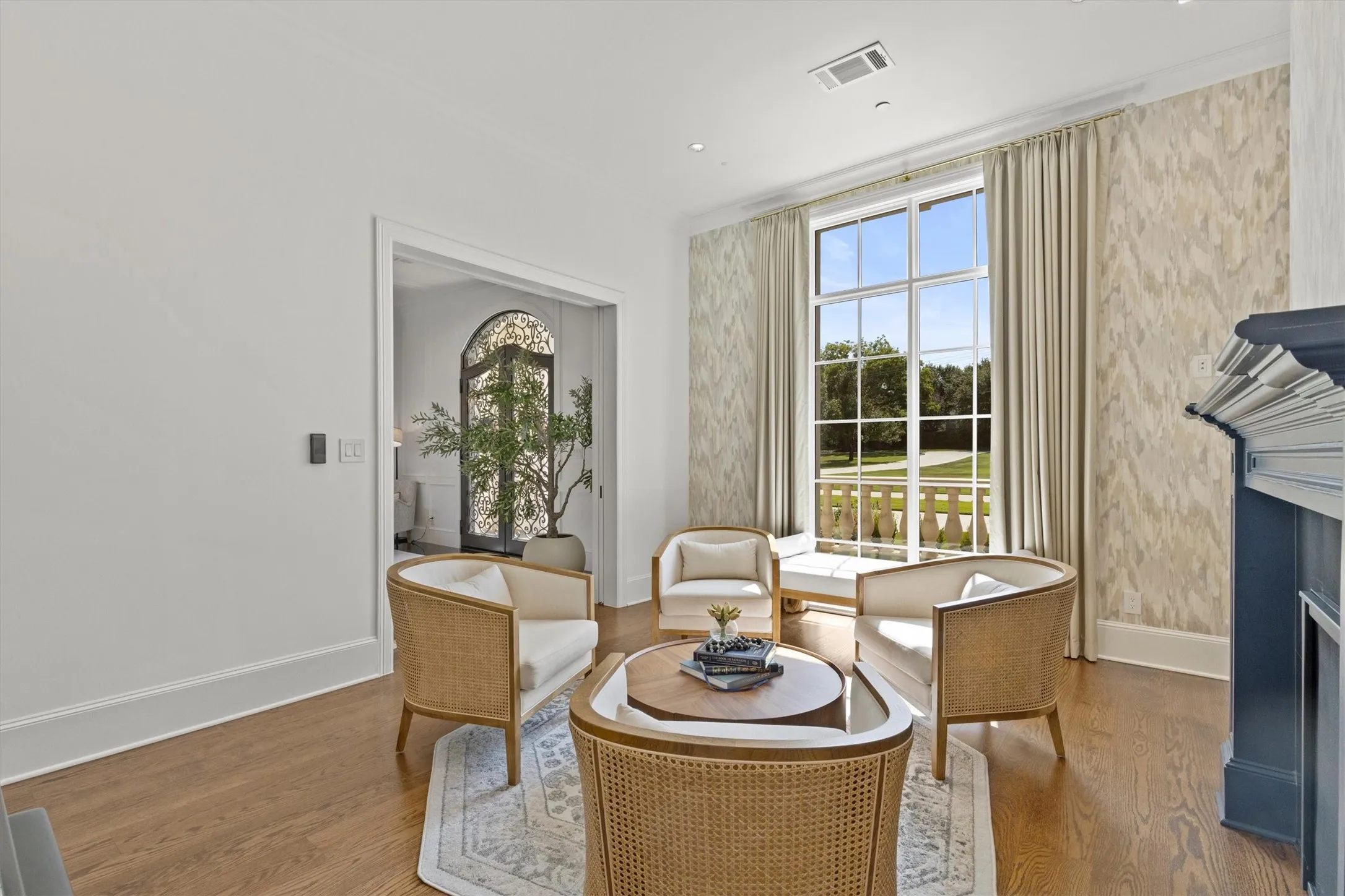 Single Family Residence For Sale in Tarrant County , 1029 Shady Oaks Drive, Southlake, Texas 76092, 5 Bedroom, 7 Bathroom, 4 Garage spaces, 6,432 Sqft, built in 2023, mls#21341749, Real Estate Agent in Southlake, Homes For Sale in Tarrant county, Homes For Sale in Southlake, Realtor in Southlake Texas, Real Estate Brokerage Independent Realty Texas, Luminita Cordes Realtor