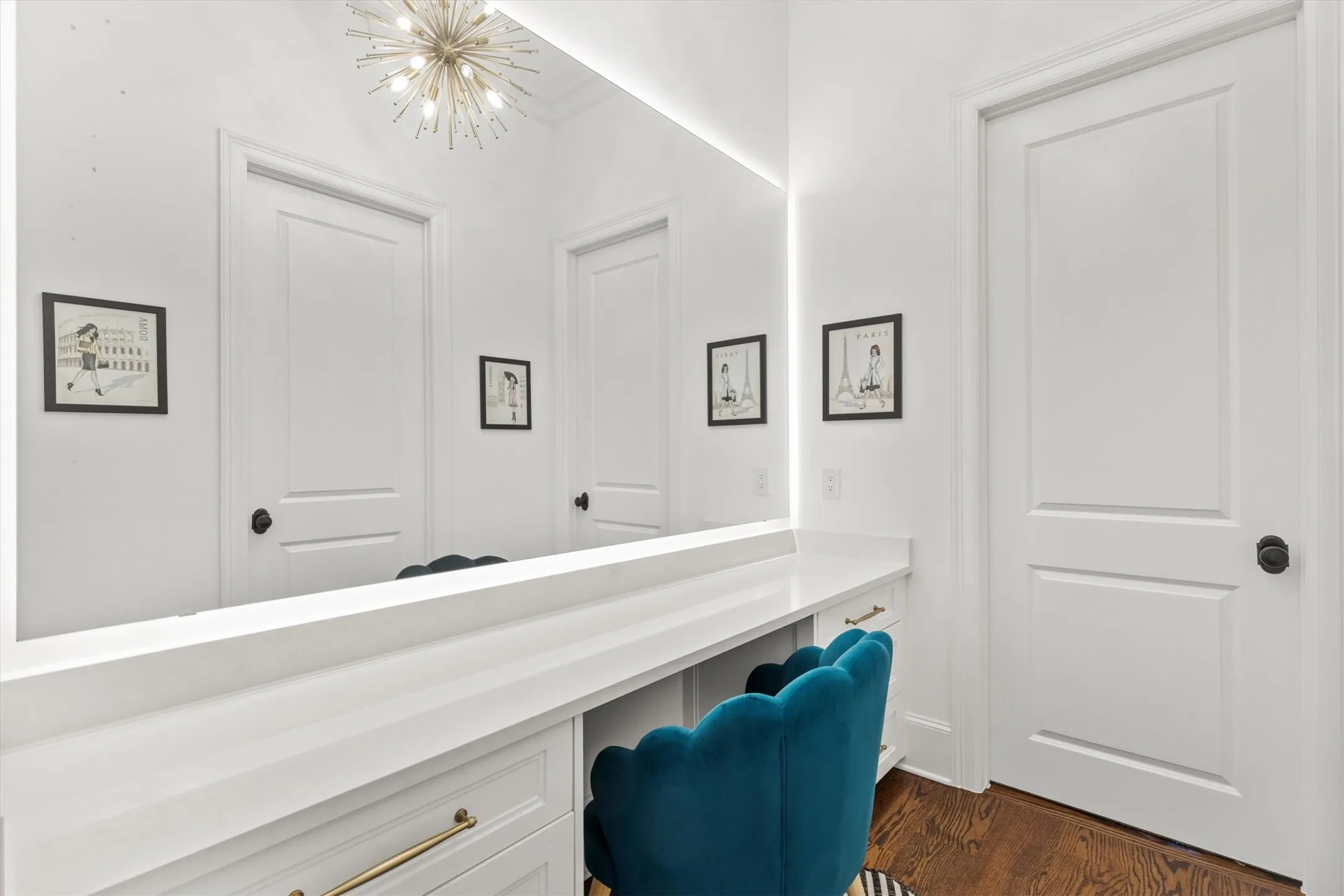 Single Family Residence For Sale in Tarrant County , 1029 Shady Oaks Drive, Southlake, Texas 76092, 5 Bedroom, 7 Bathroom, 4 Garage spaces, 6,432 Sqft, built in 2023, mls#21341749, Real Estate Agent in Southlake, Homes For Sale in Tarrant county, Homes For Sale in Southlake, Realtor in Southlake Texas, Real Estate Brokerage Independent Realty Texas, Luminita Cordes Realtor