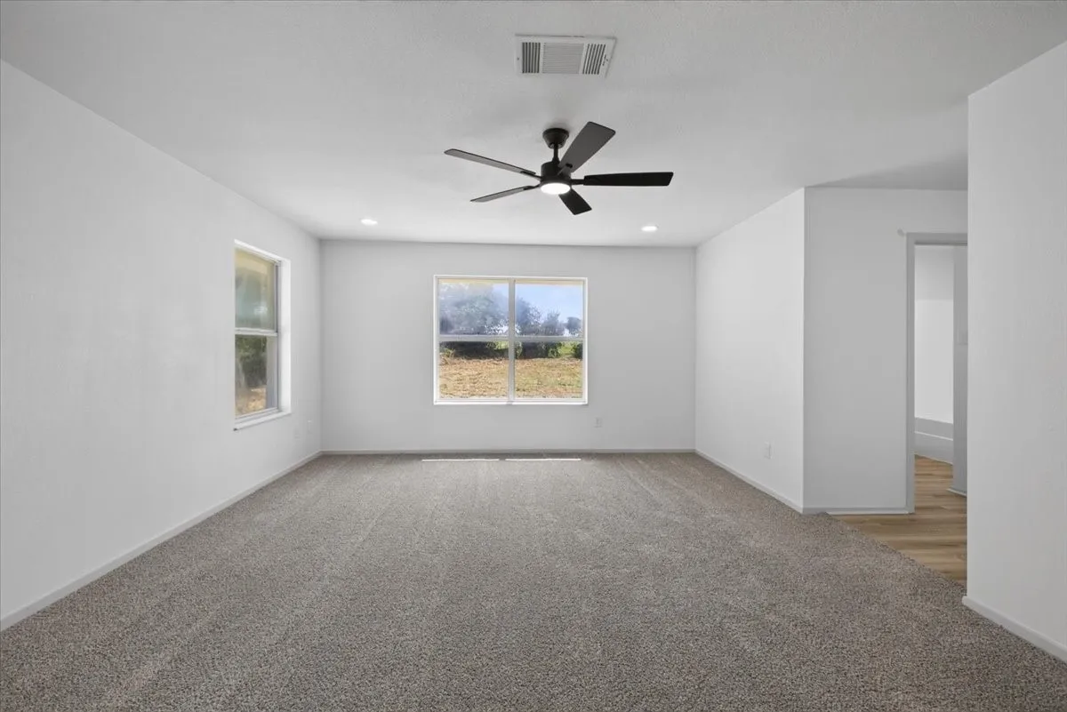 Single Family Residence For Sale in Hill County , 187 Private Road 416, Itasca, Texas 76055, 4 Bedroom, 2 Bathroom, Garage spaces, 1,862 Sqft, built in 2000, mls#21350681, Real Estate Agent in Itasca, Homes For Sale in Hill county, Homes For Sale in Itasca, Realtor in Itasca Texas, Real Estate Brokerage Independent Realty Texas, Luminita Cordes Realtor