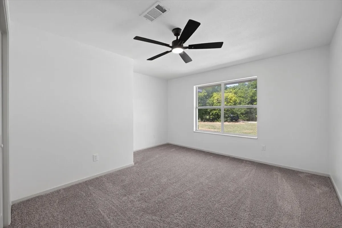 Single Family Residence For Sale in Hill County , 187 Private Road 416, Itasca, Texas 76055, 4 Bedroom, 2 Bathroom, Garage spaces, 1,862 Sqft, built in 2000, mls#21350681, Real Estate Agent in Itasca, Homes For Sale in Hill county, Homes For Sale in Itasca, Realtor in Itasca Texas, Real Estate Brokerage Independent Realty Texas, Luminita Cordes Realtor