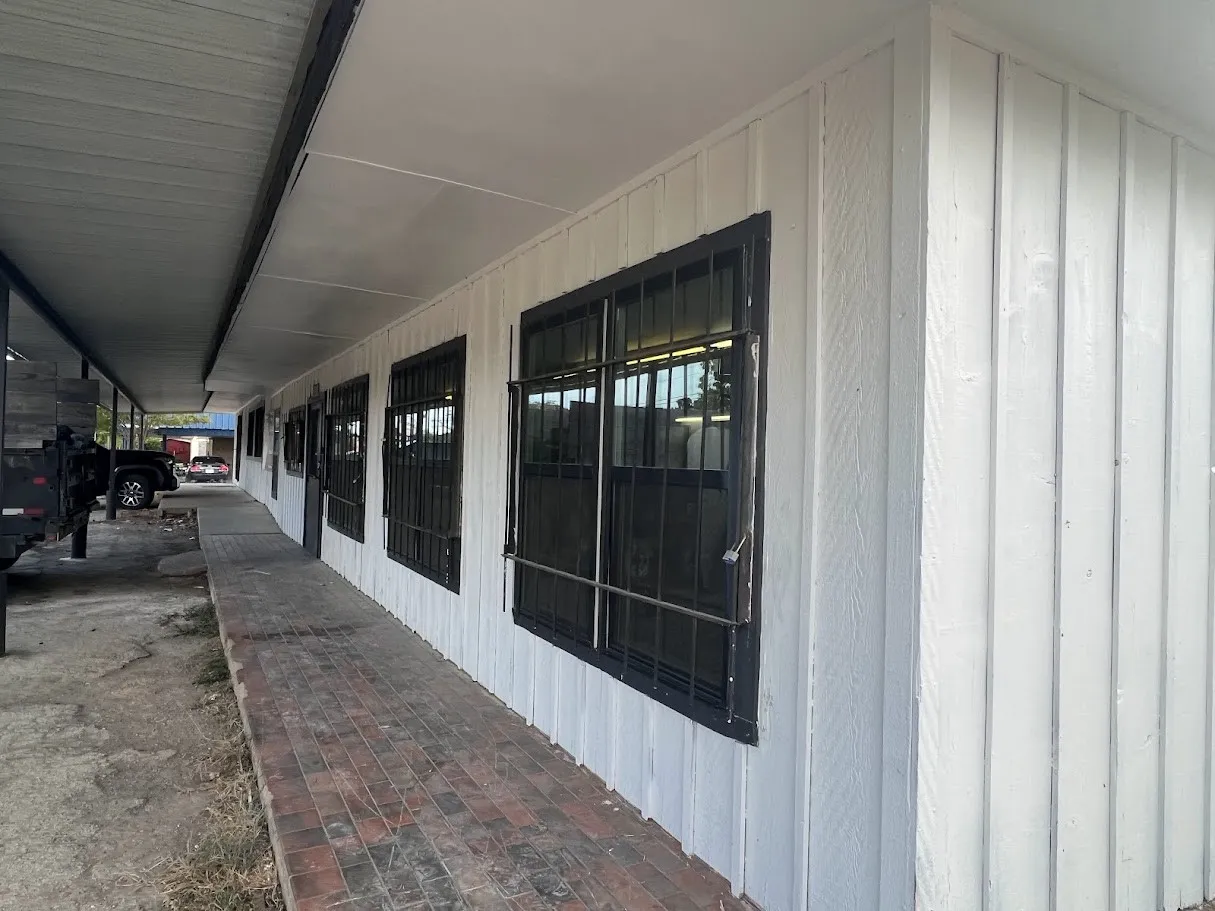 Retail For Sale in Palo Pinto County , 1500 S Oak Avenue, Mineral Wells, Texas 76067, 0, 0, Garage spaces, 0 Sqft, built in 1964, mls#21348184, Real Estate Agent in Mineral Wells, Homes For Sale in Palo Pinto county, Homes For Sale in Mineral Wells, Realtor in Mineral Wells Texas, Real Estate Brokerage Independent Realty Texas, Luminita Cordes Realtor