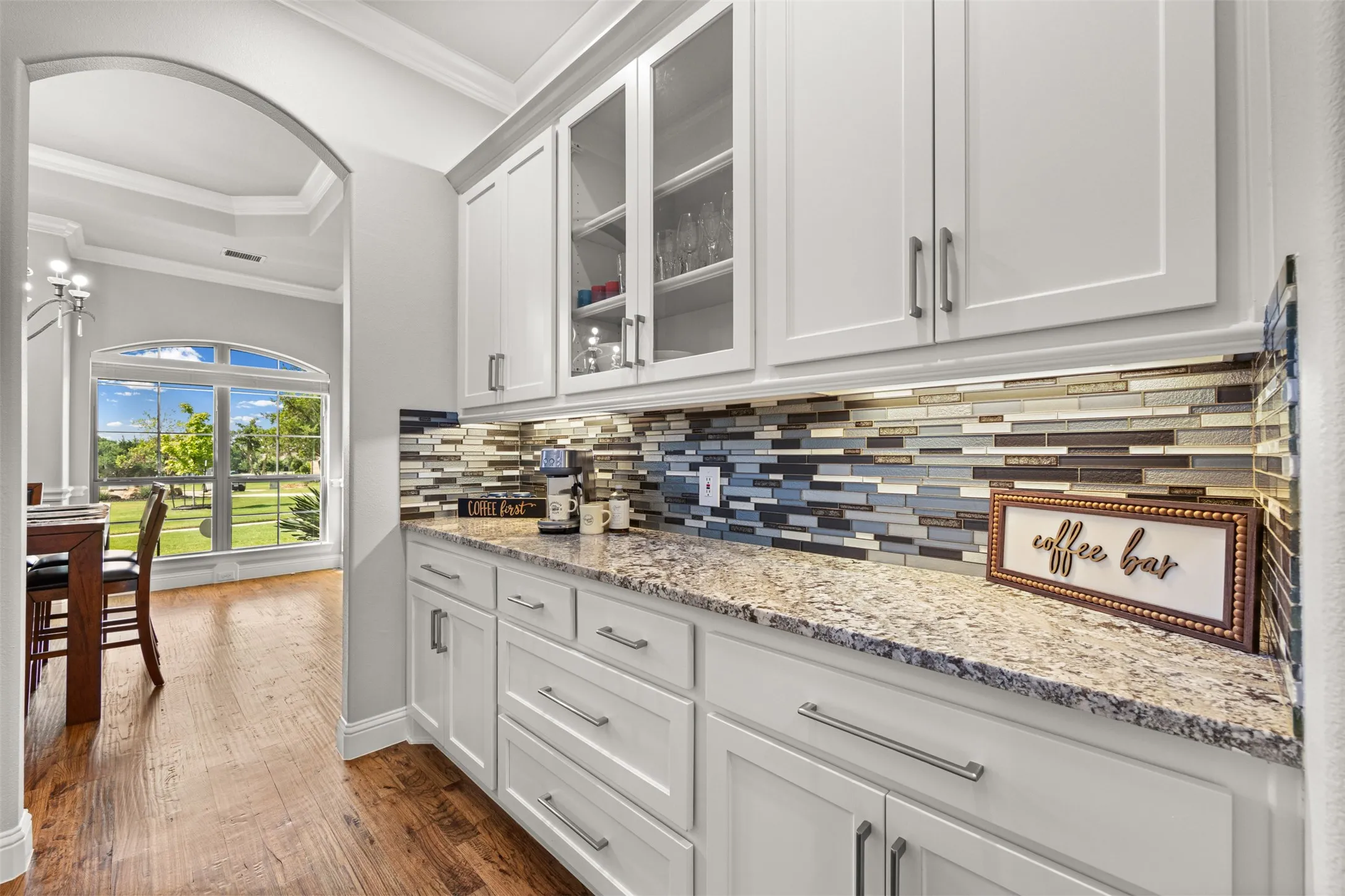Single Family Residence For Sale in Ellis County , 2971 American Sparrow Drive, Midlothian, Texas 76065, 4 Bedroom, 4 Bathroom, 7 Garage spaces, 4,567 Sqft, built in 2015, mls#21347787, Real Estate Agent in Midlothian, Homes For Sale in Ellis county, Homes For Sale in Midlothian, Realtor in Midlothian Texas, Real Estate Brokerage Independent Realty Texas, Luminita Cordes Realtor