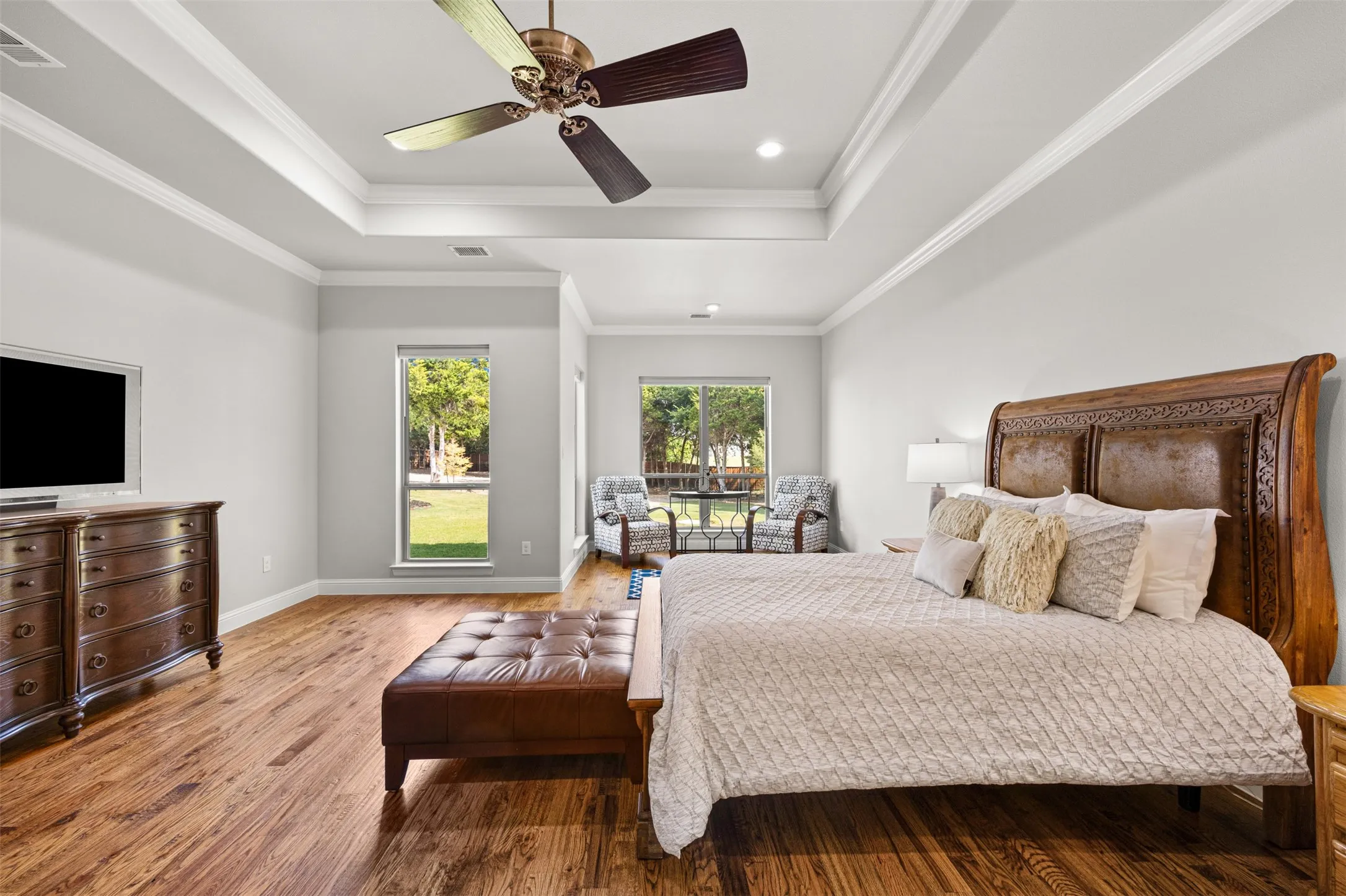 Single Family Residence For Sale in Ellis County , 2971 American Sparrow Drive, Midlothian, Texas 76065, 4 Bedroom, 4 Bathroom, 7 Garage spaces, 4,567 Sqft, built in 2015, mls#21347787, Real Estate Agent in Midlothian, Homes For Sale in Ellis county, Homes For Sale in Midlothian, Realtor in Midlothian Texas, Real Estate Brokerage Independent Realty Texas, Luminita Cordes Realtor