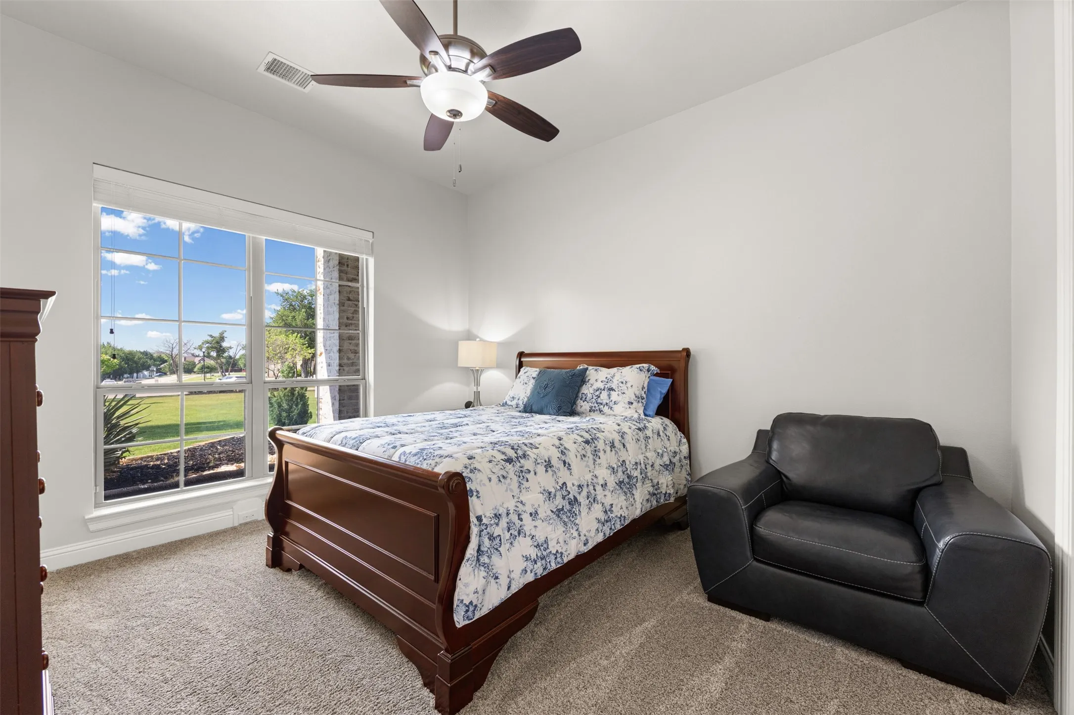 Single Family Residence For Sale in Ellis County , 2971 American Sparrow Drive, Midlothian, Texas 76065, 4 Bedroom, 4 Bathroom, 7 Garage spaces, 4,567 Sqft, built in 2015, mls#21347787, Real Estate Agent in Midlothian, Homes For Sale in Ellis county, Homes For Sale in Midlothian, Realtor in Midlothian Texas, Real Estate Brokerage Independent Realty Texas, Luminita Cordes Realtor