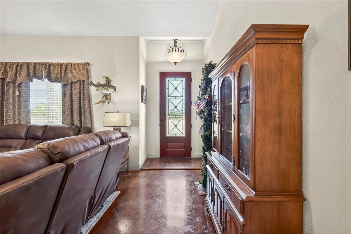 Single Family Residence For Sale in Kaufman County , 5570 Fm 987, Kaufman, Texas 75142, 3 Bedroom, 2 Bathroom, Garage spaces, 1,835 Sqft, built in 2015, mls#21350953, Real Estate Agent in Kaufman, Homes For Sale in Kaufman county, Homes For Sale in Kaufman, Realtor in Kaufman Texas, Real Estate Brokerage Independent Realty Texas, Luminita Cordes Realtor
