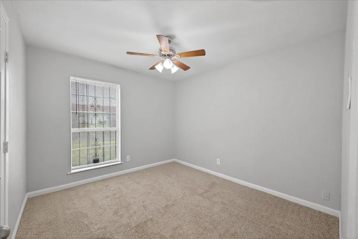 Single Family Residence For Sale in Dallas County , 3250 Pacesetter Drive, Dallas, Texas 75241, 3 Bedroom, 2 Bathroom, 1 Garage spaces, 890 Sqft, built in 1973, mls#21351372, Real Estate Agent in Dallas, Homes For Sale in Dallas county, Homes For Sale in Dallas, Realtor in Dallas Texas, Real Estate Brokerage Independent Realty Texas, Luminita Cordes Realtor