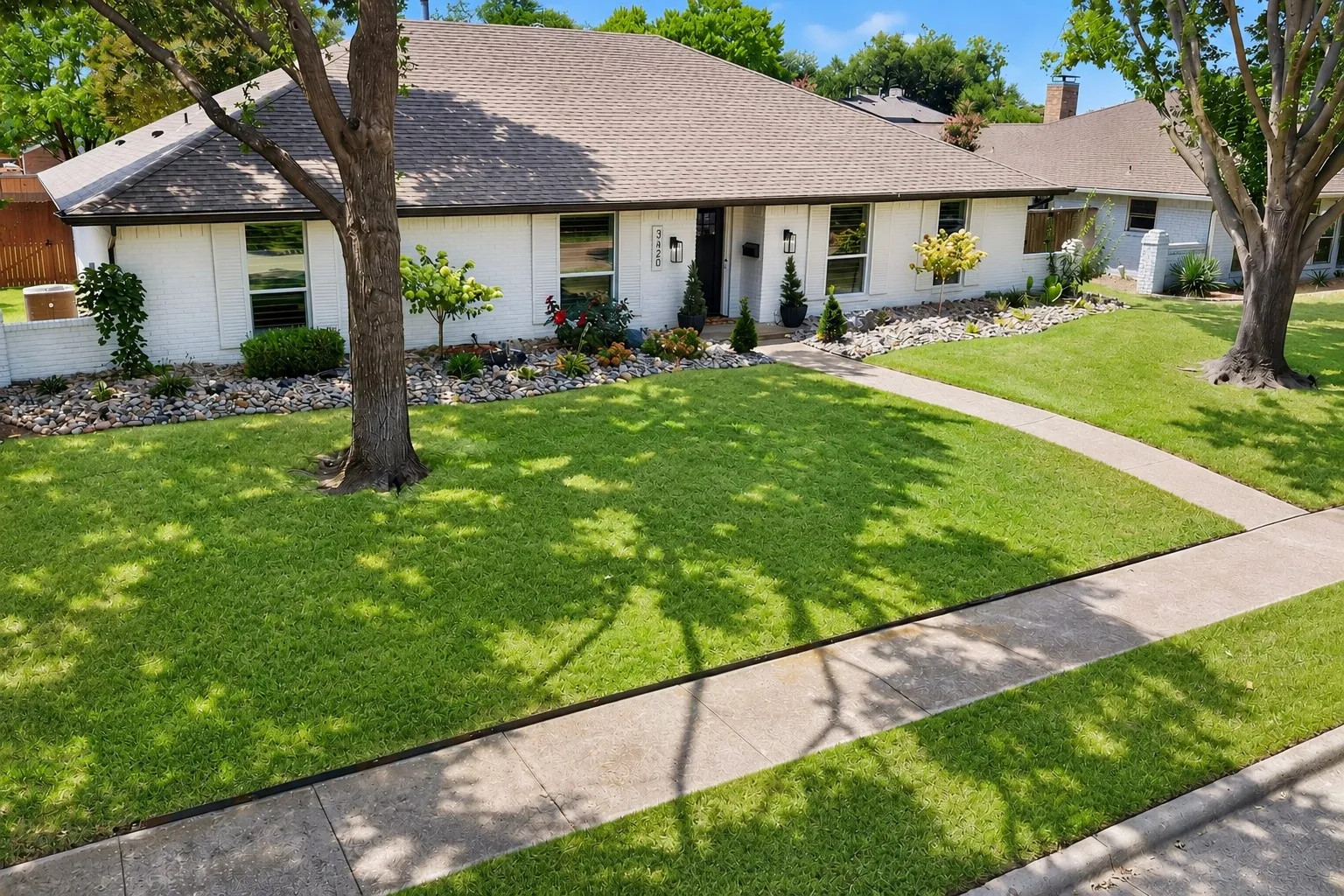 Single Family Residence For Sale in Collin County , 3620 Big Horn Trail, Plano, Texas 75075, 3 Bedroom, 2 Bathroom, 2 Garage spaces, 2,049 Sqft, built in 1979, mls#21353147, Real Estate Agent in Plano, Homes For Sale in Collin county, Homes For Sale in Plano, Realtor in Plano Texas, Real Estate Brokerage Independent Realty Texas, Luminita Cordes Realtor