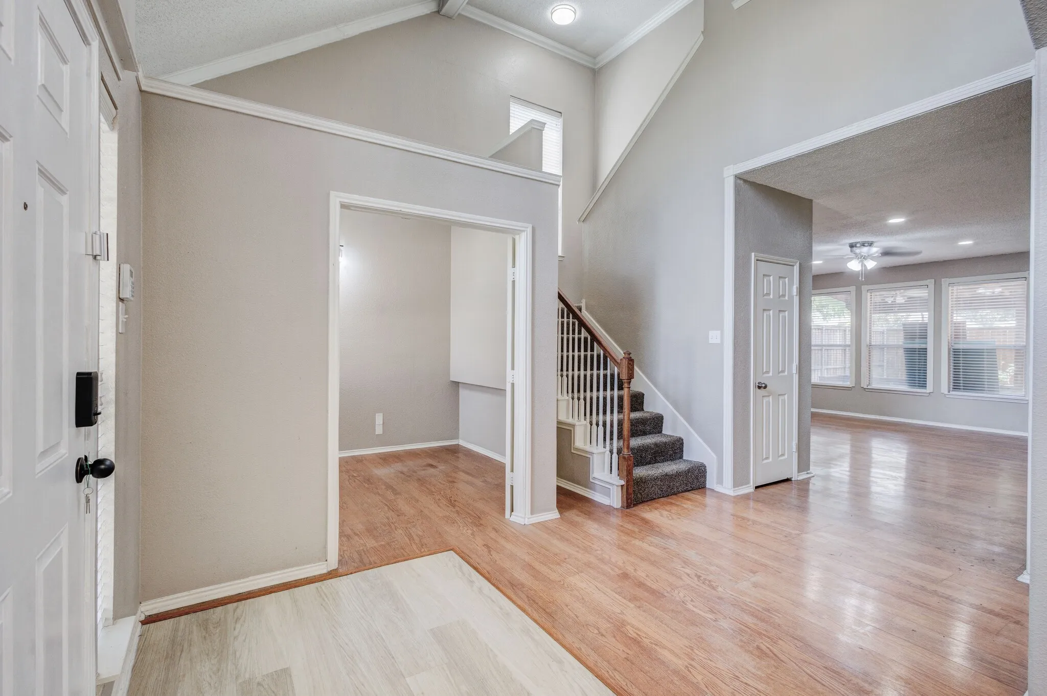 Single Family Residence For Rent in Collin County , 7081 Chinquapin Drive, Frisco, Texas 75033, 5 Bedroom, 3 Bathroom, 2 Garage spaces, 2,684 Sqft, built in 2001, mls#21347973, Real Estate Agent in Frisco, Homes For Rent in Collin county, Homes For Rent in Frisco, Realtor in Frisco Texas, Real Estate Brokerage Independent Realty Texas, Luminita Cordes Realtor