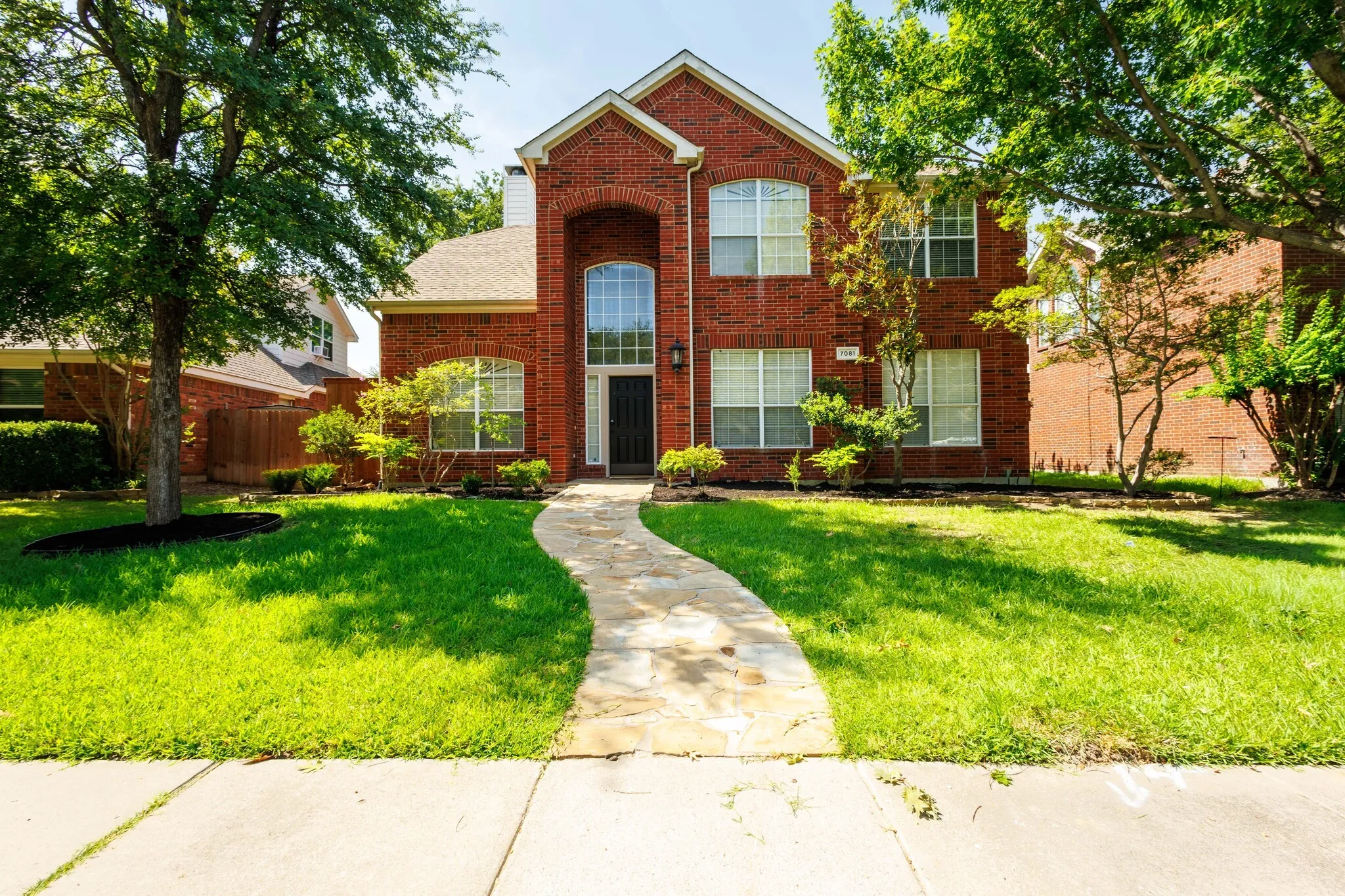 Single Family Residence For Rent in Collin County , 7081 Chinquapin Drive, Frisco, Texas 75033, 5 Bedroom, 3 Bathroom, 2 Garage spaces, 2,684 Sqft, built in 2001, mls#21347973, Real Estate Agent in Frisco, Homes For Rent in Collin county, Homes For Rent in Frisco, Realtor in Frisco Texas, Real Estate Brokerage Independent Realty Texas, Luminita Cordes Realtor