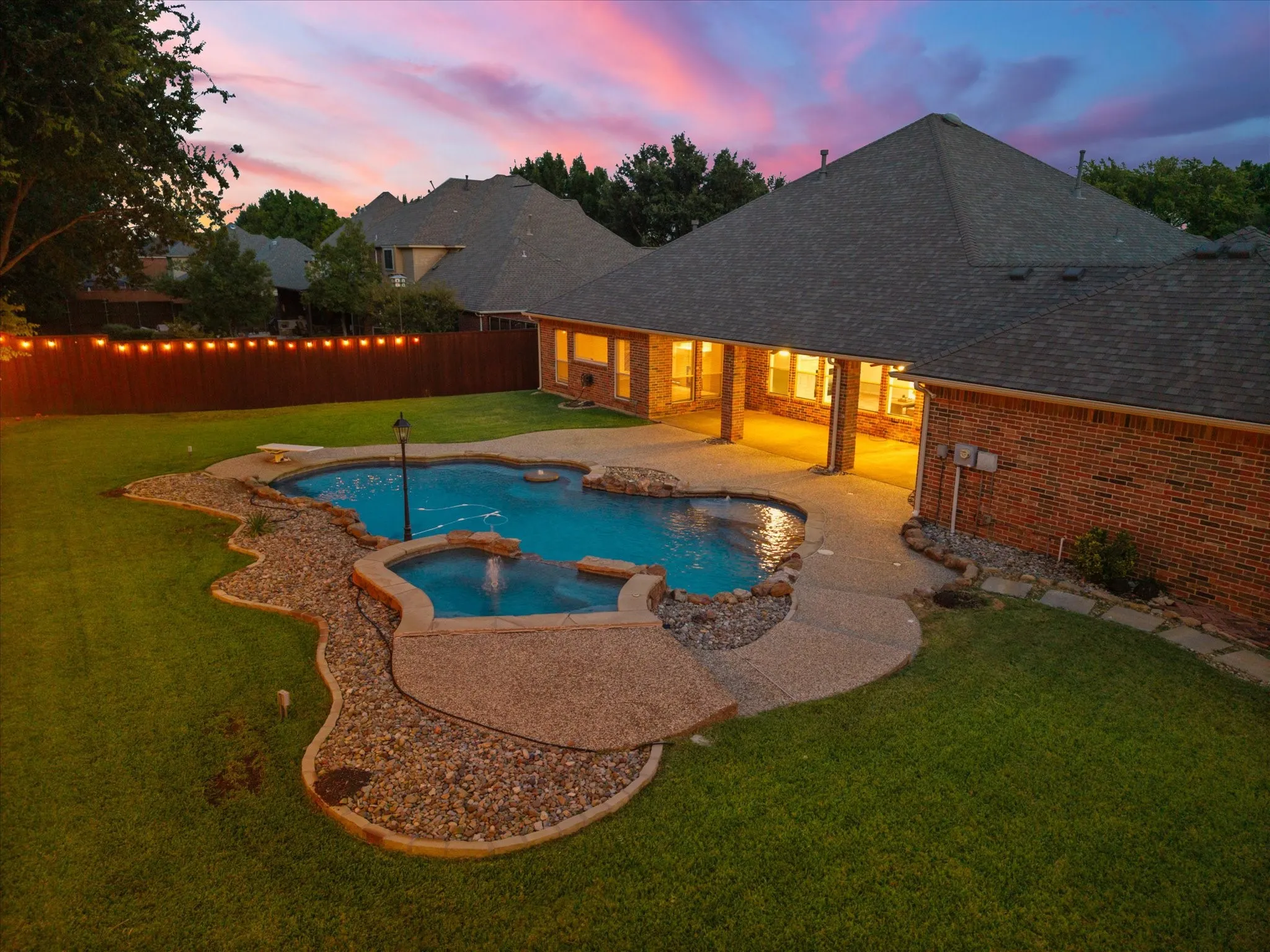 Single Family Residence For Sale in Denton County , 2508 Russwood Drive, Flower Mound, Texas 75028, 5 Bedroom, 3 Bathroom, 3 Garage spaces, 3,023 Sqft, built in 1997, mls#21353229, Real Estate Agent in Flower Mound, Homes For Sale in Denton county, Homes For Sale in Flower Mound, Realtor in Flower Mound Texas, Real Estate Brokerage Independent Realty Texas, Luminita Cordes Realtor