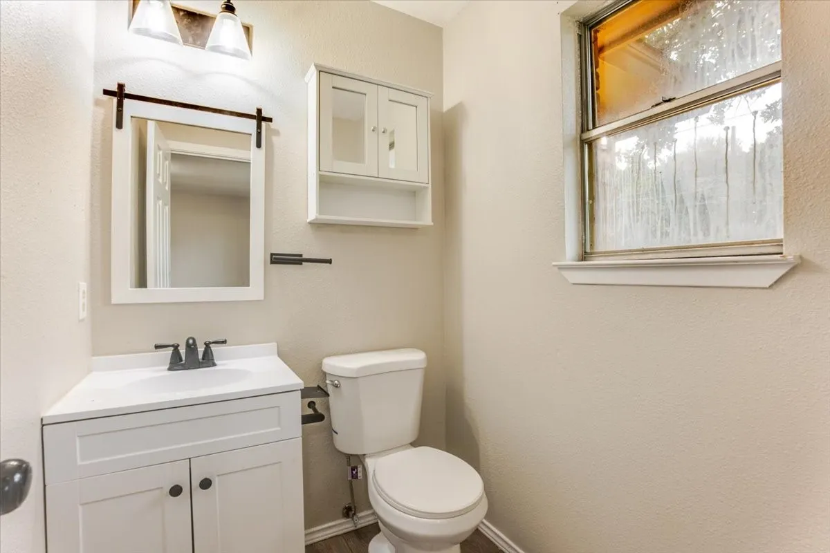 Single Family Residence For Sale in Palo Pinto County , 2100 NW 3rd Avenue, Mineral Wells, Texas 76067, 3 Bedroom, 2 Bathroom, 1 Garage spaces, 1,208 Sqft, built in 1979, mls#21352464, Real Estate Agent in Mineral Wells, Homes For Sale in Palo Pinto county, Homes For Sale in Mineral Wells, Realtor in Mineral Wells Texas, Real Estate Brokerage Independent Realty Texas, Luminita Cordes Realtor
